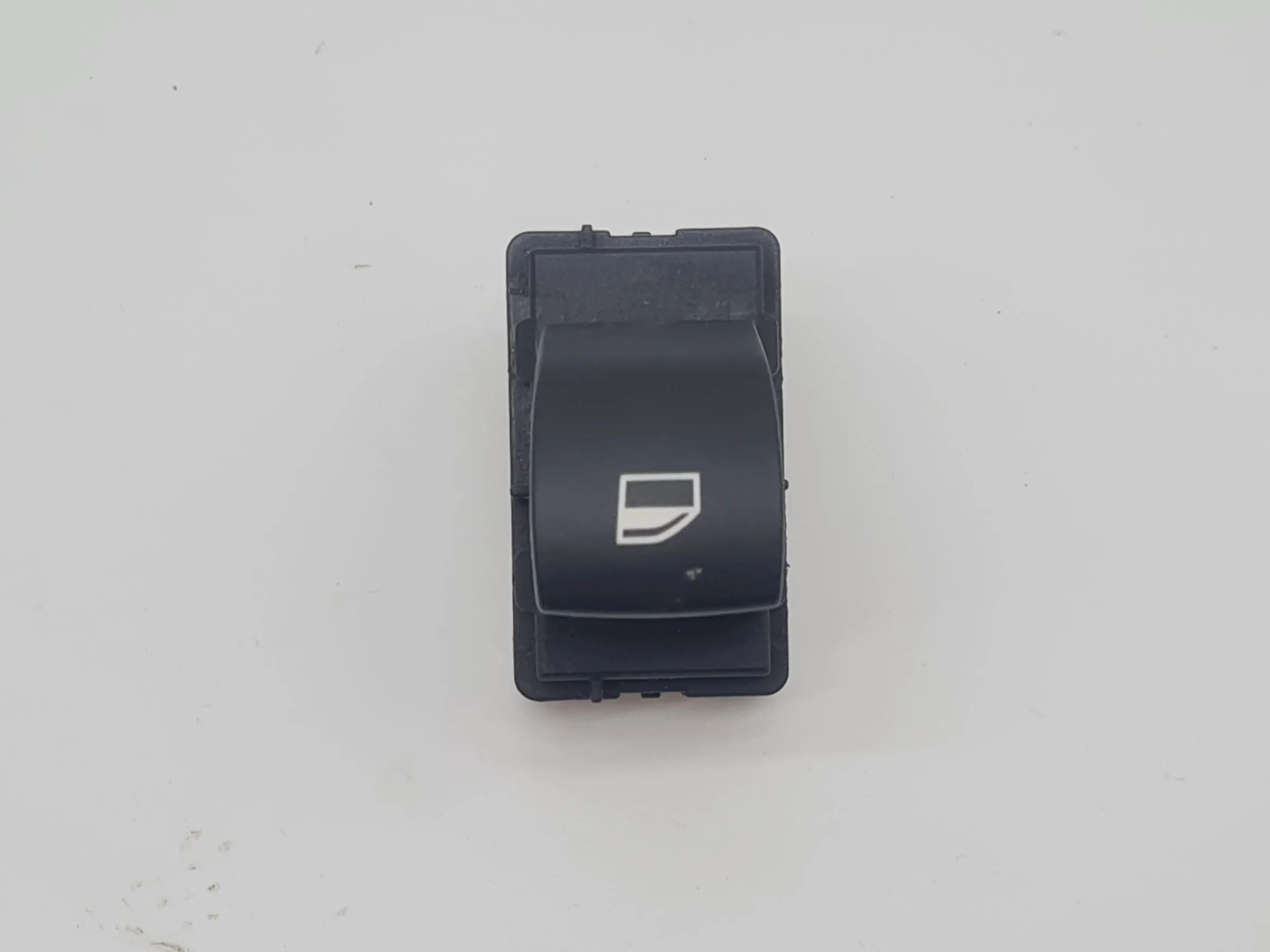Original BMW 5er (E/60E61) Fensterheber Schalter L/R 6922244