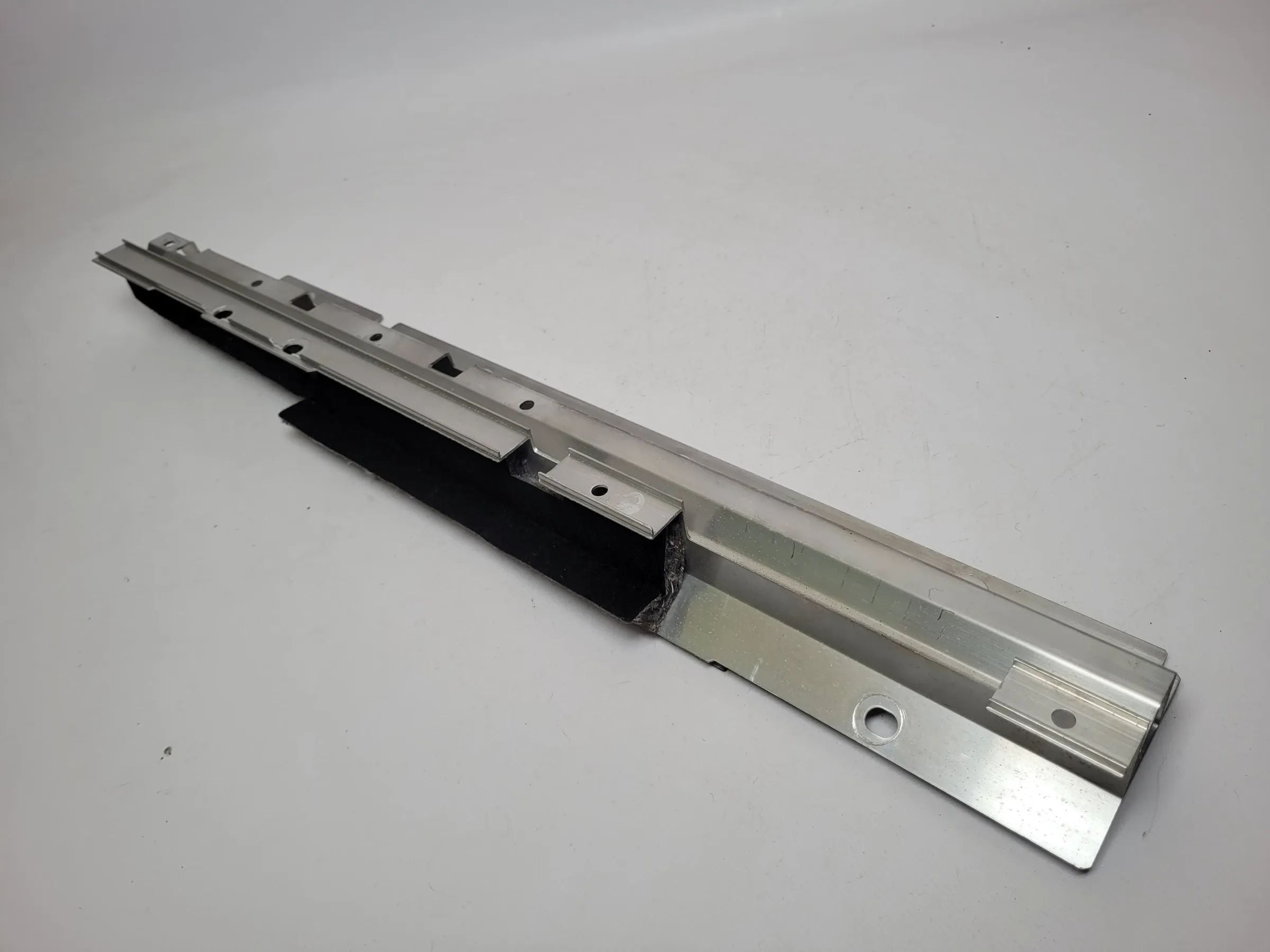 Original BMW X5 (E53) Halterung Rechts Hinten 51.47-8408766