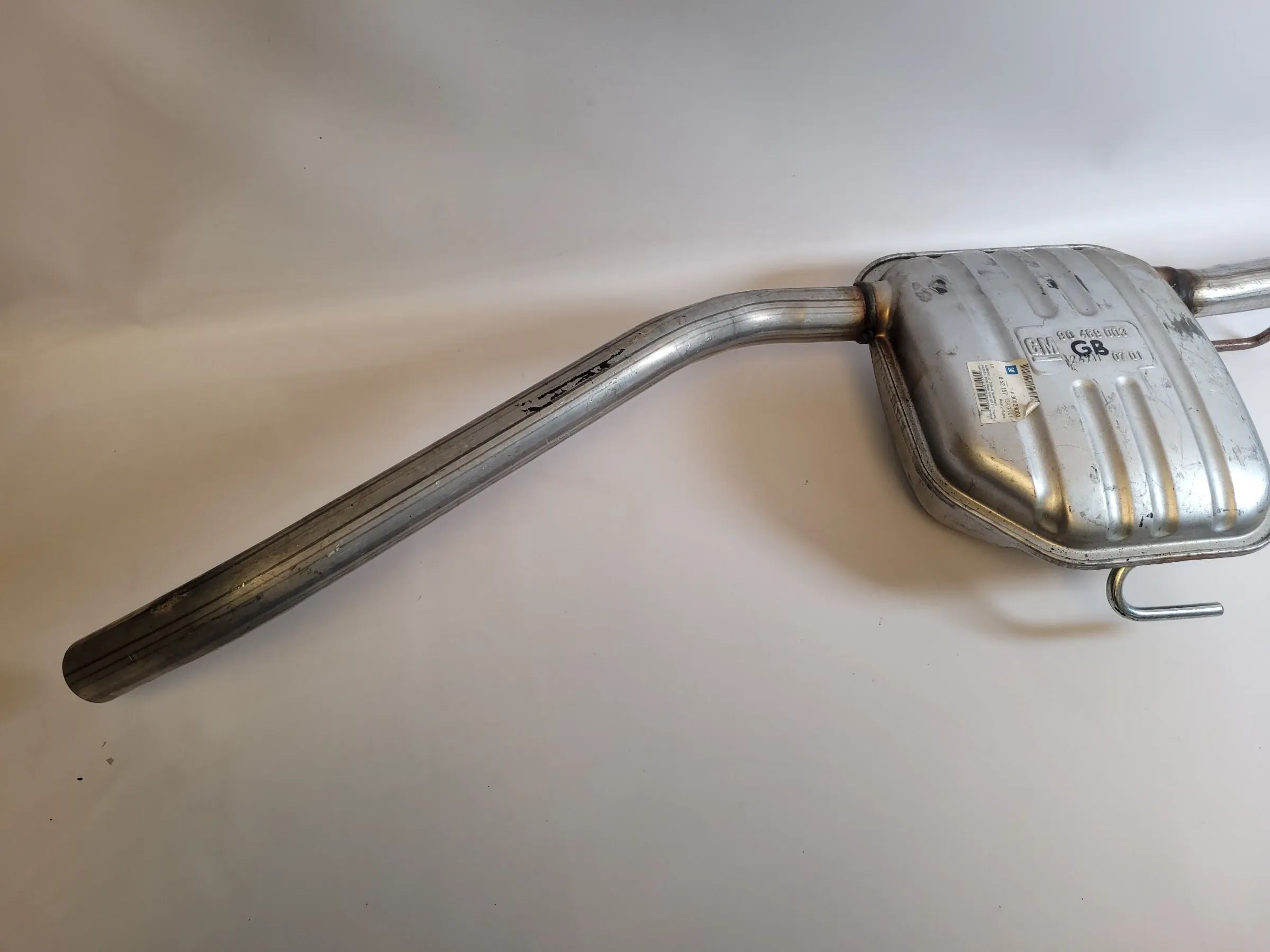 Original Opel Omega B (V94) Mittelschalldämpfer Auspuff 90528003