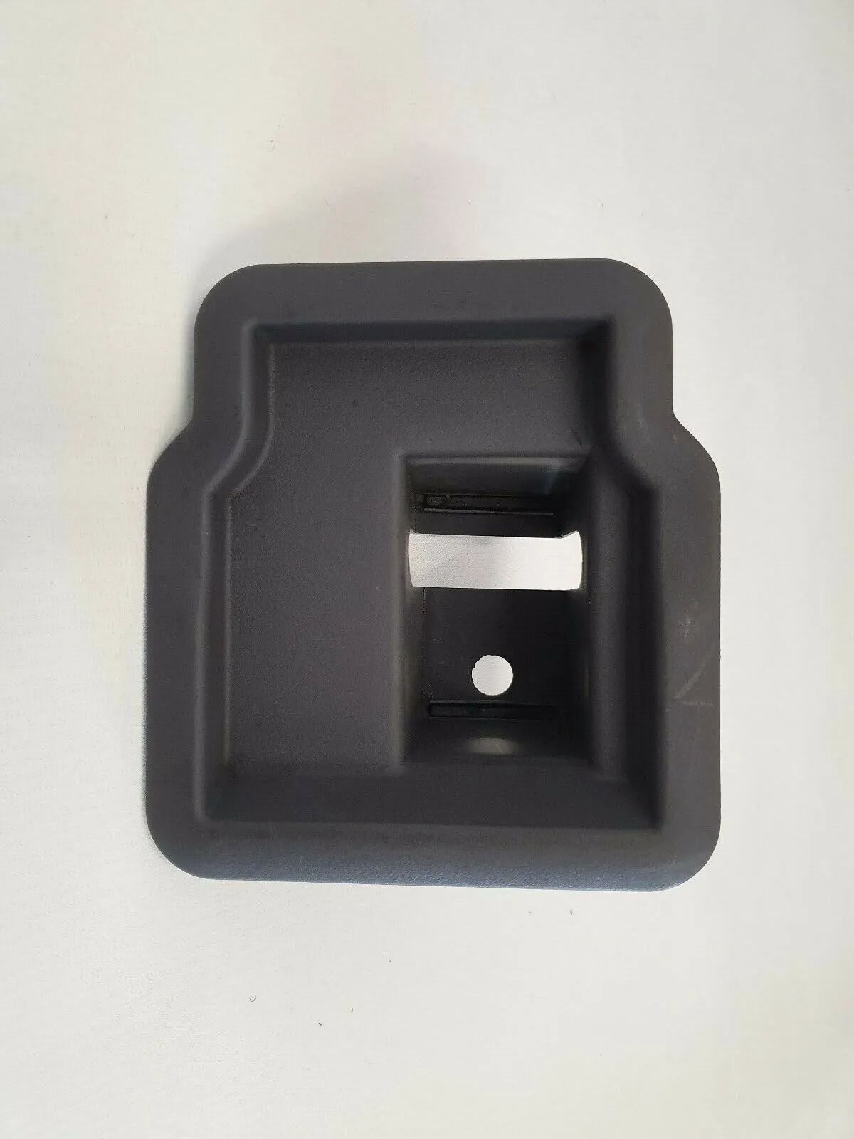 Mercedes A Klasse W168 Abdeckung Verkleidung Sitzbefestigung HR A1686801017 K22