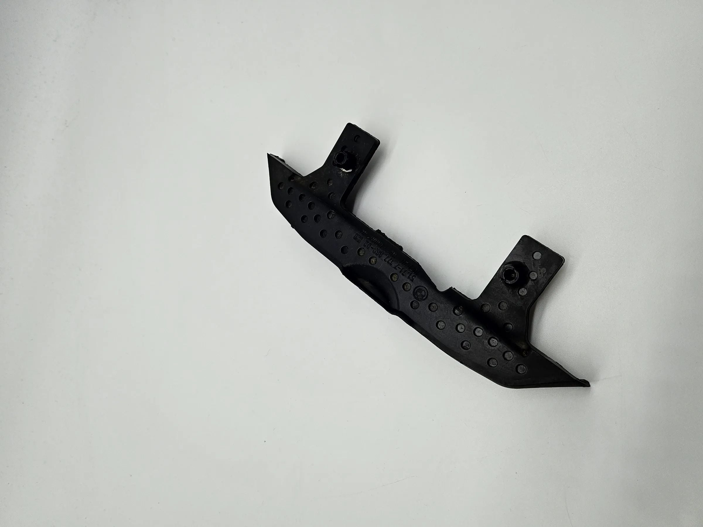 Guarnizione Cofano Motore Anteriore BMW Serie 3 E90 E91 7177869 51717177869