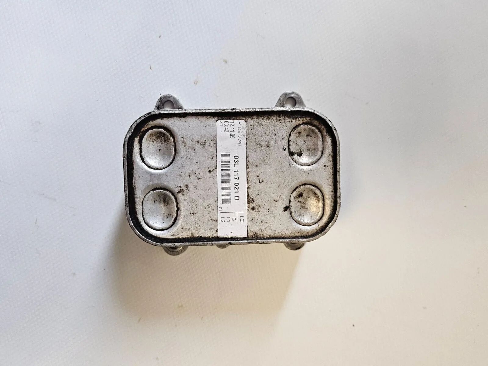 असली Ölkühler VW Seat Skoda 8P Golf Passat 2,0 TDI CFF 03L117021B