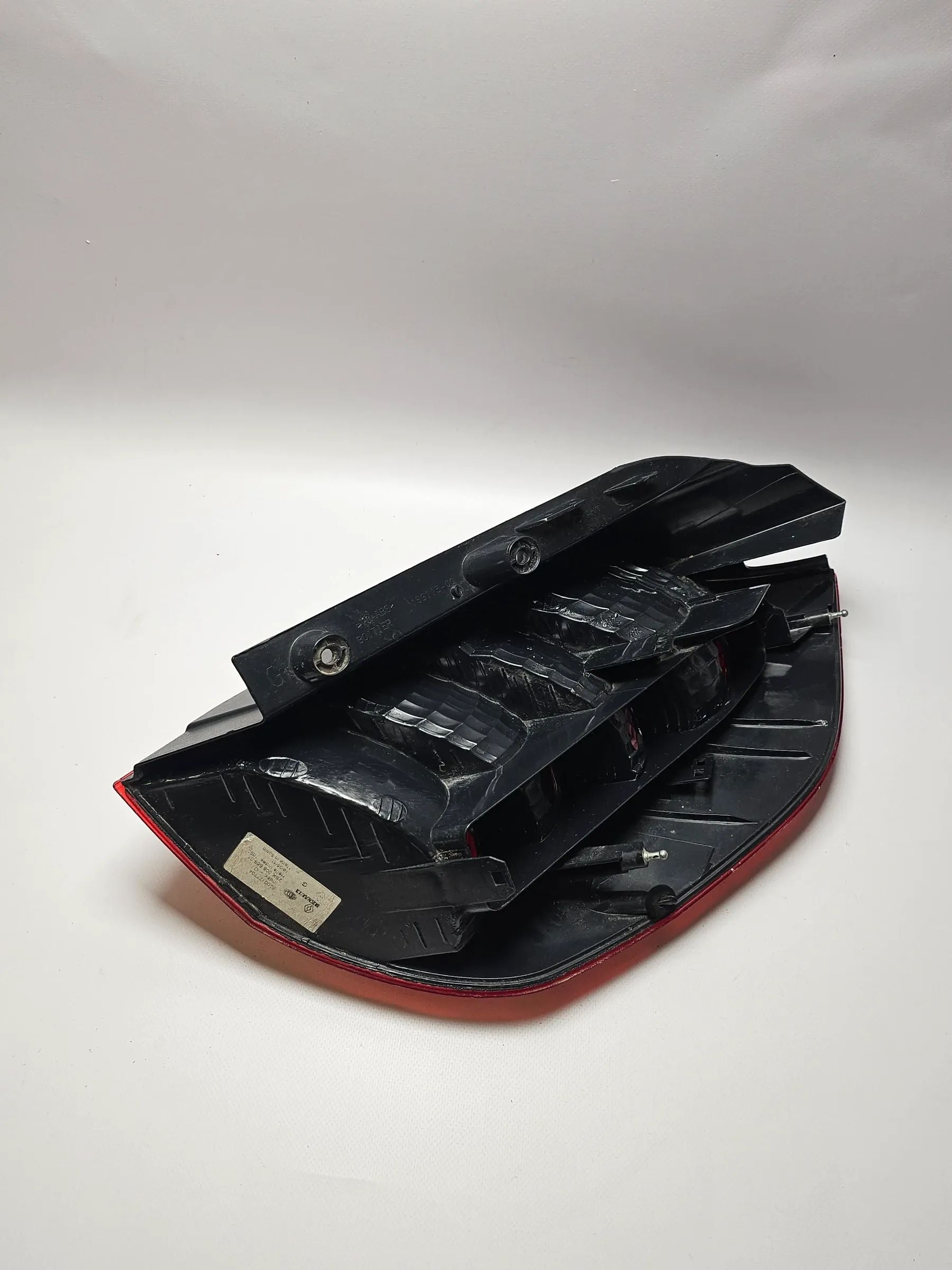 Oryginalna lewa lampa tylna Renault Scenic 2 JM 8200127704
