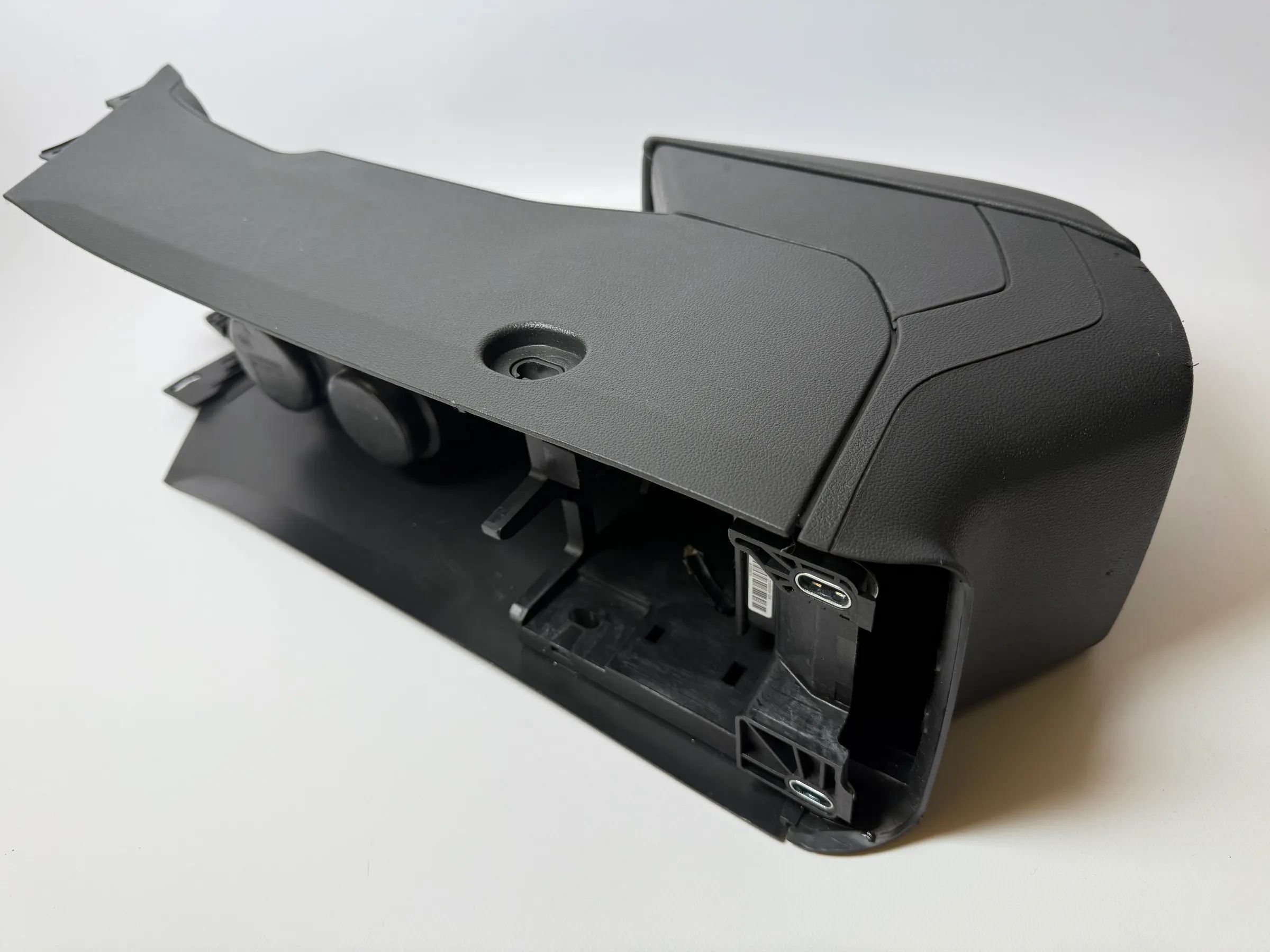 Oryginalna konsola środkowa schowek Seat Leon III 3 (5F) 5F0 863 243 / 241