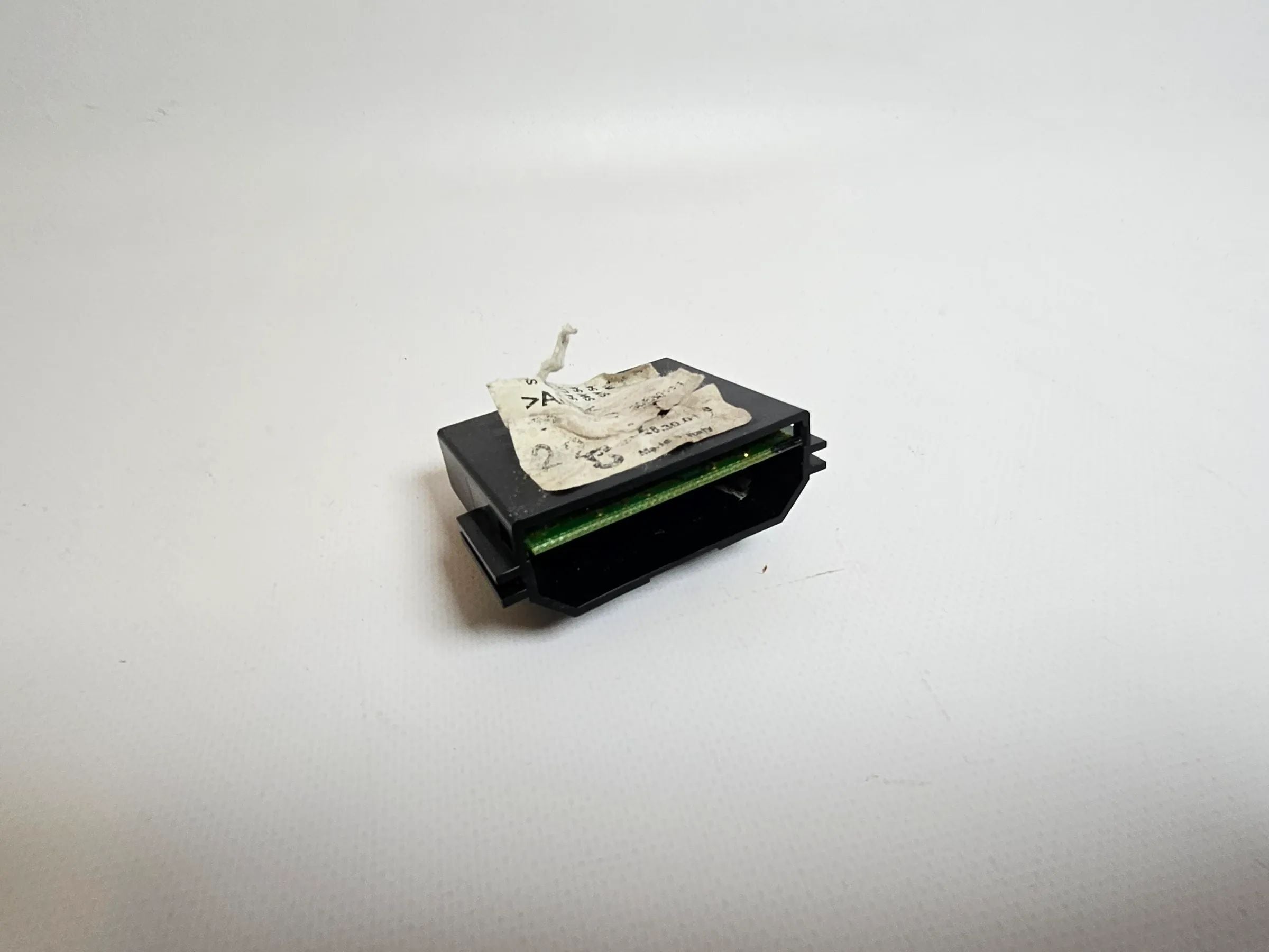 Oryginalne sterownik czujnika tylnej lampy VOLVO V40 30850296