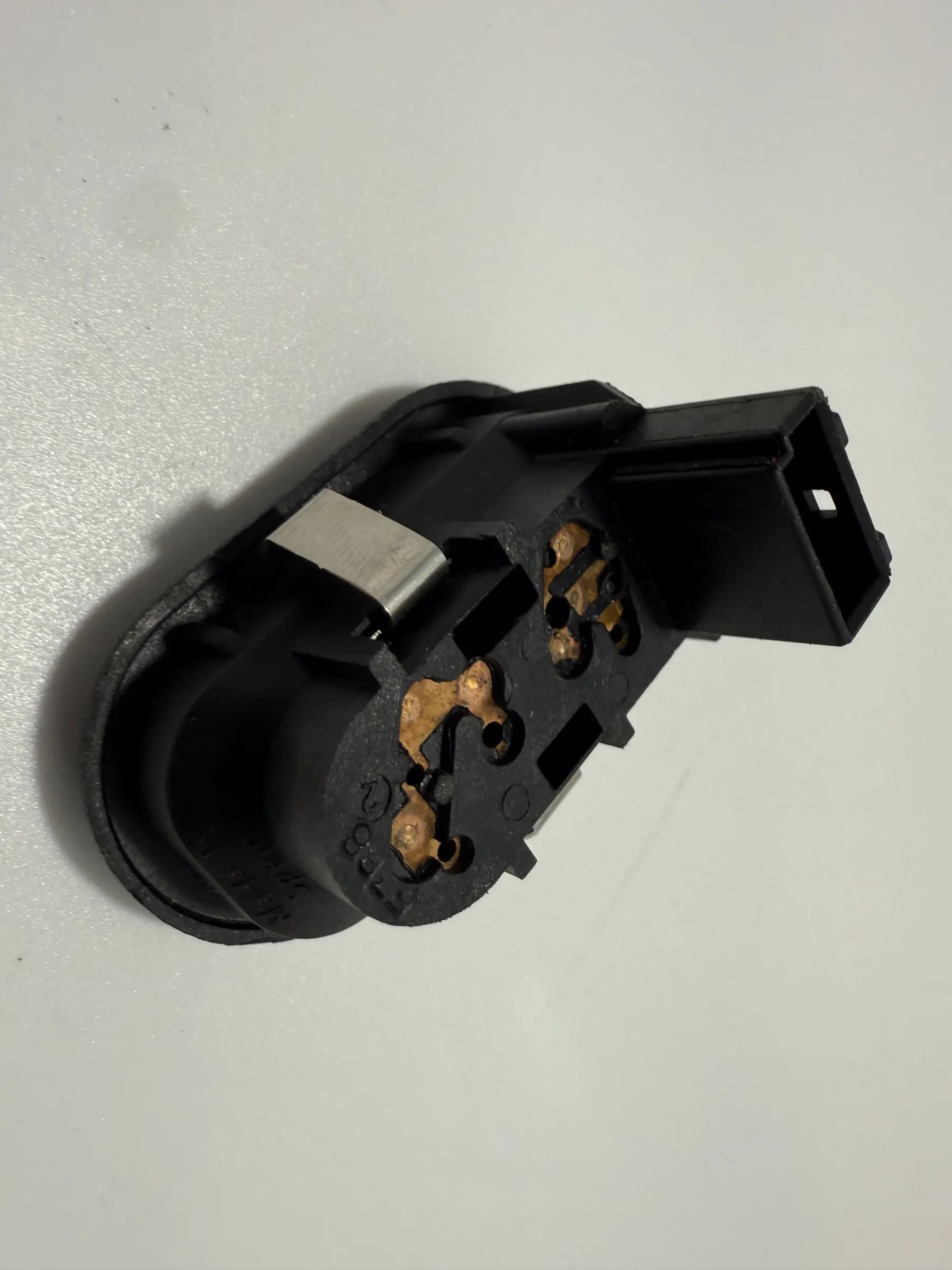 Oryginalny Opel Meriva A Corsa C Astra G Przełącznik Podnośnika Szyby Prawy 90561388