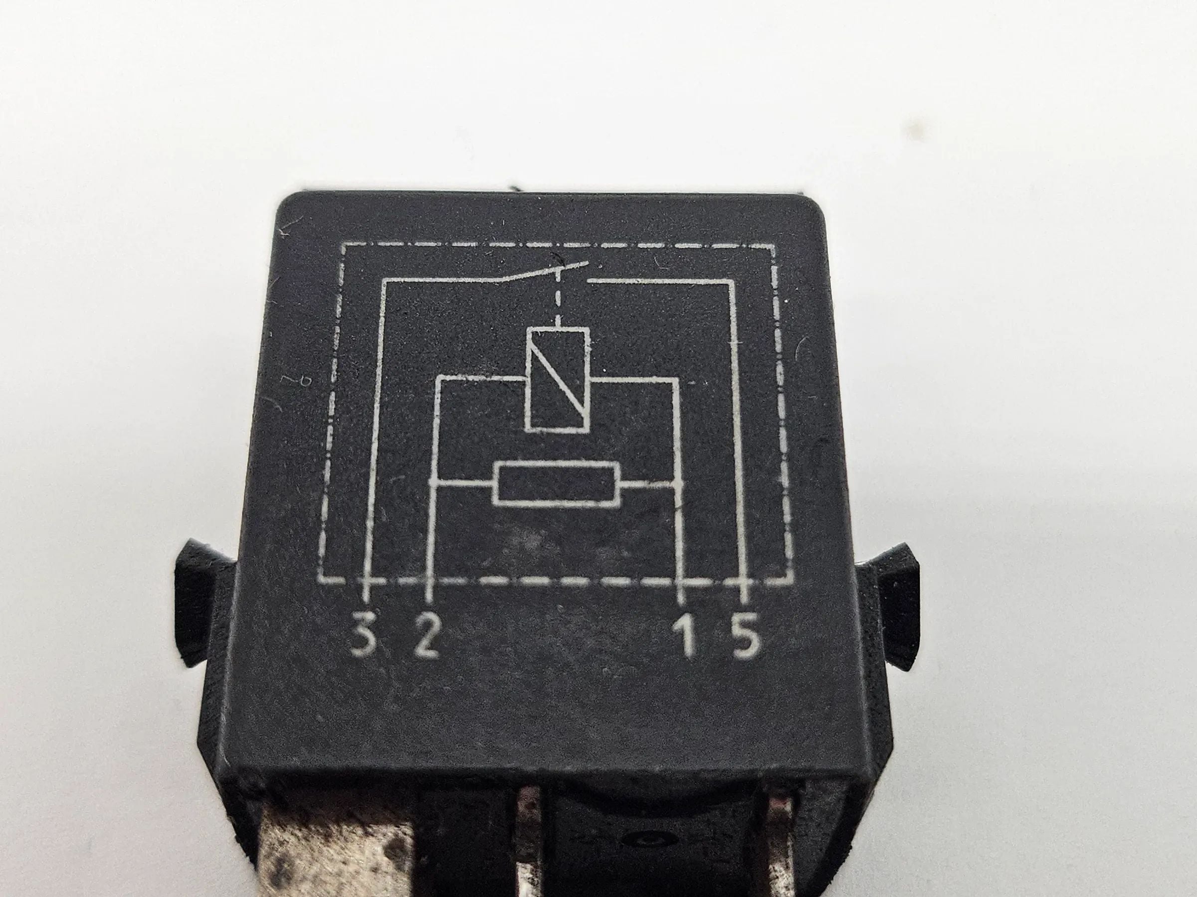 Original BMW 5 (E34) 520I 24V Relais Schließer 1393412