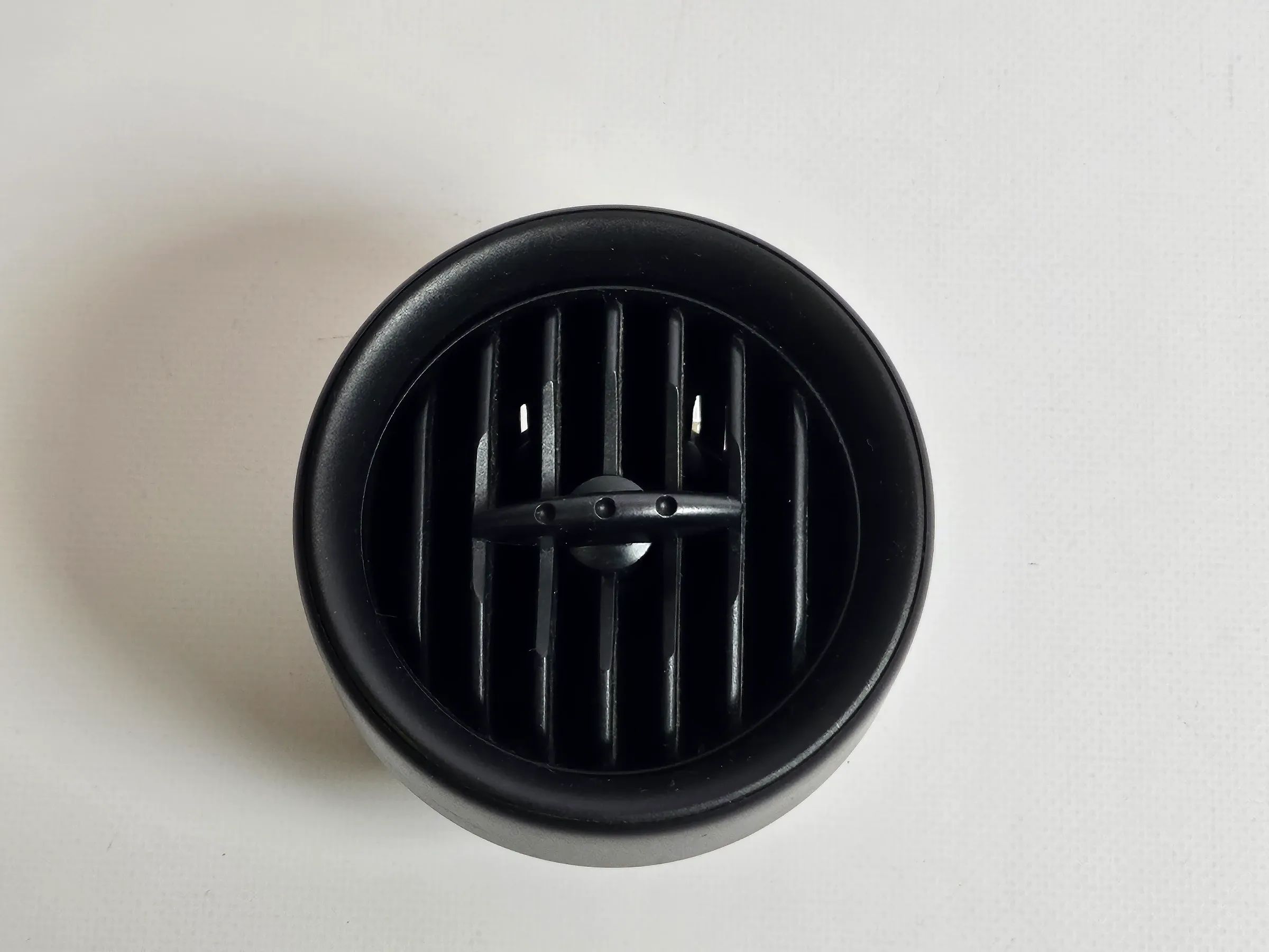 Oryginalna dysza powietrza przednia SEAT IBIZA IV (6L1) 02-08
