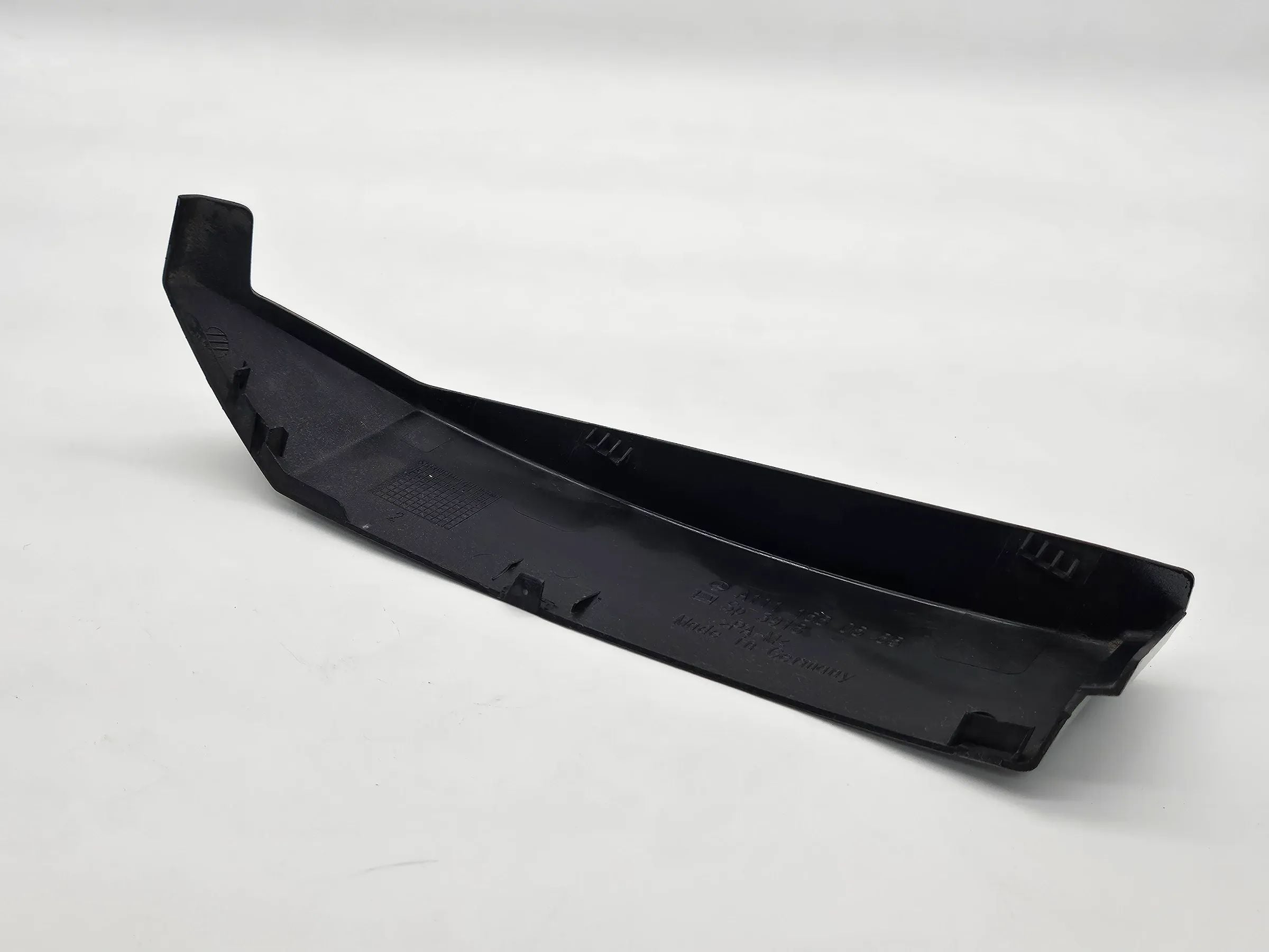 Original Mercedes-Benz W208 W203 R170 M111 CL203 Copertura Motore A1111580585