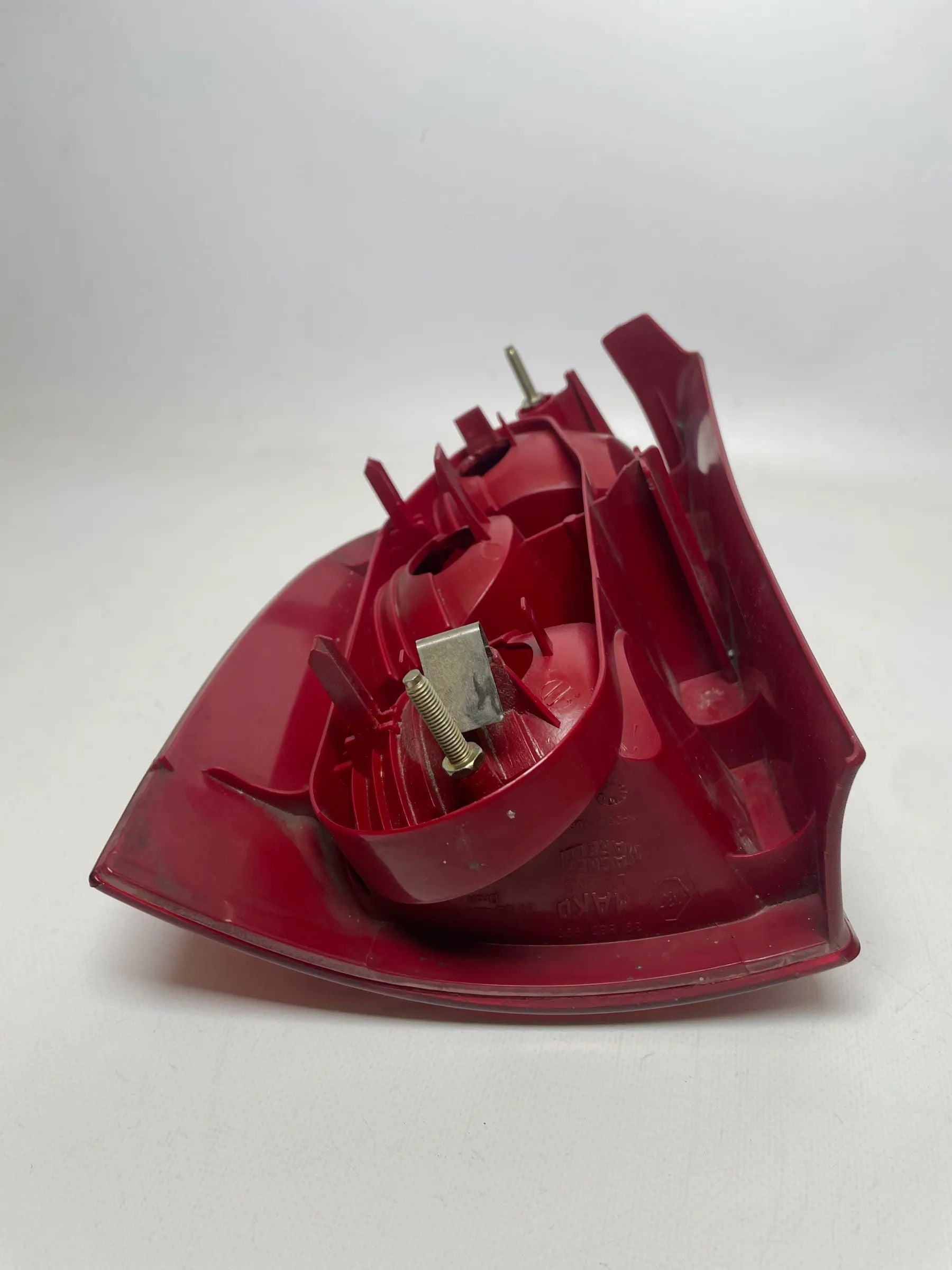 Renault Megan (BAO/1) Tail Light Right Rear 7700423082