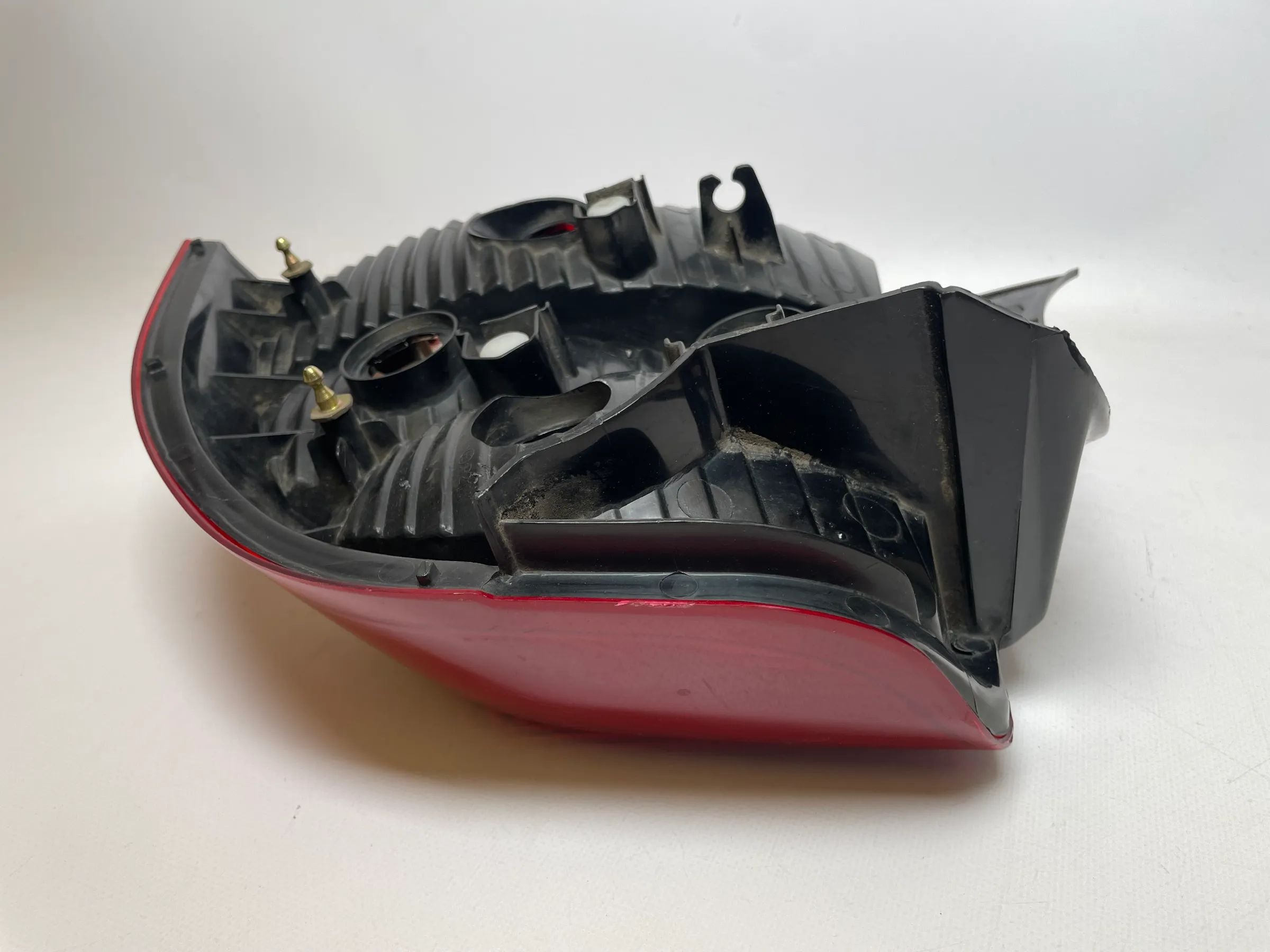 Original Kia Shuma (FB) Rückleuchte Rechts Hinten OK2B151140