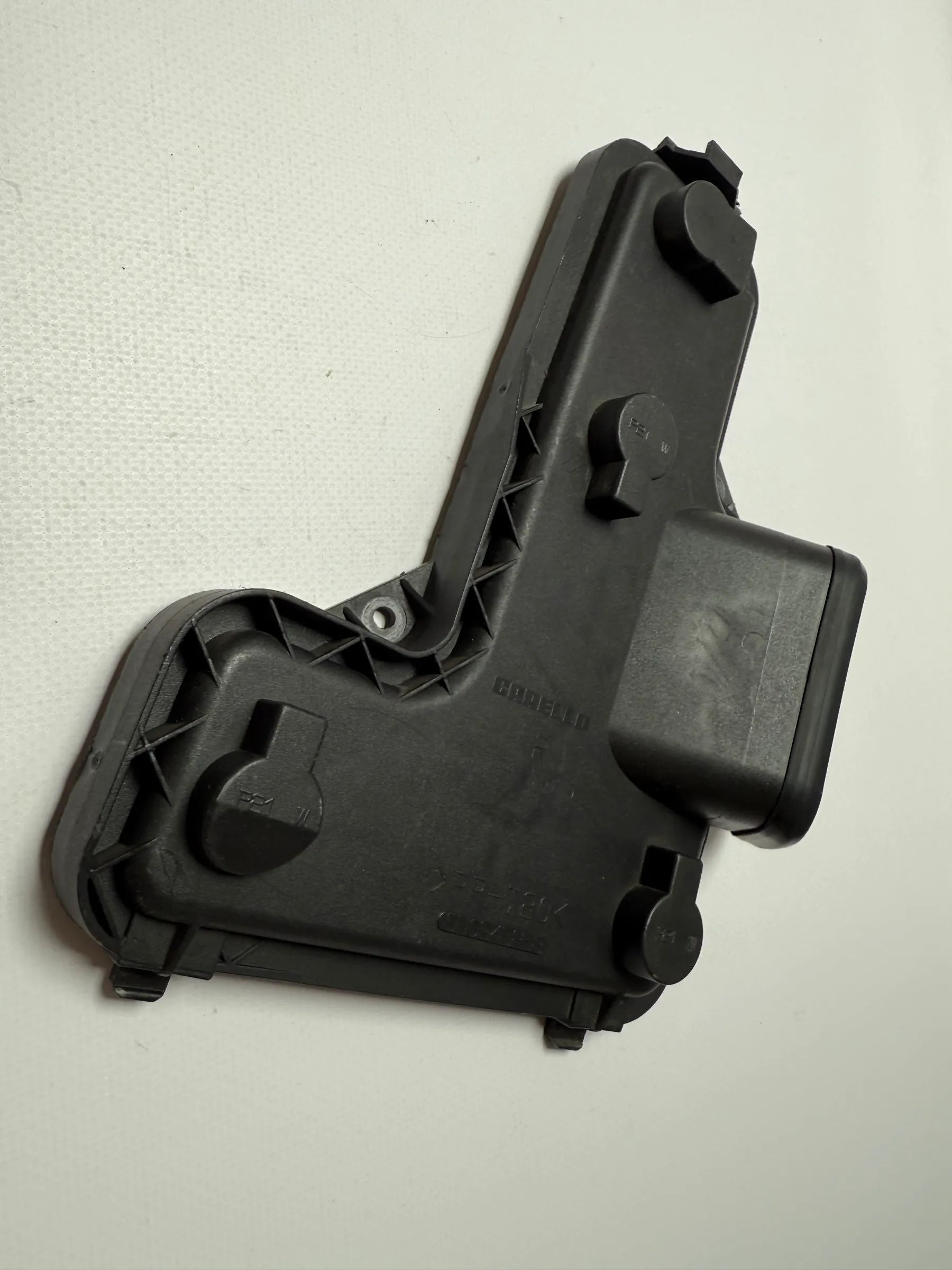 Original VW LUPO 6X1/6E1 lamp holder rear light right 38020143 DX / 6H0 945 258 