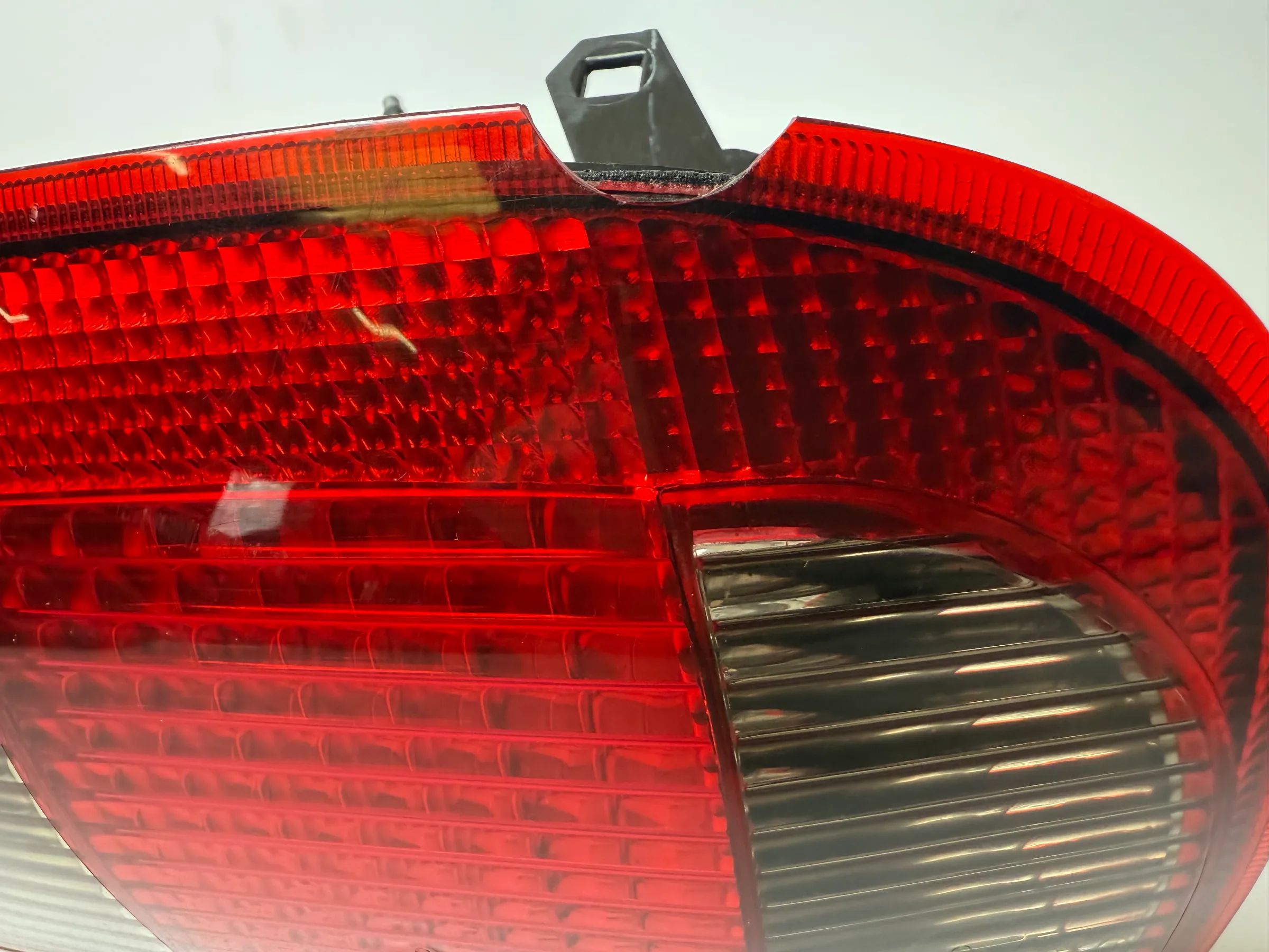 Originele Ford Fusion (JU) achterlicht achterlamp rechts 2N11-13A602-B / 2685734