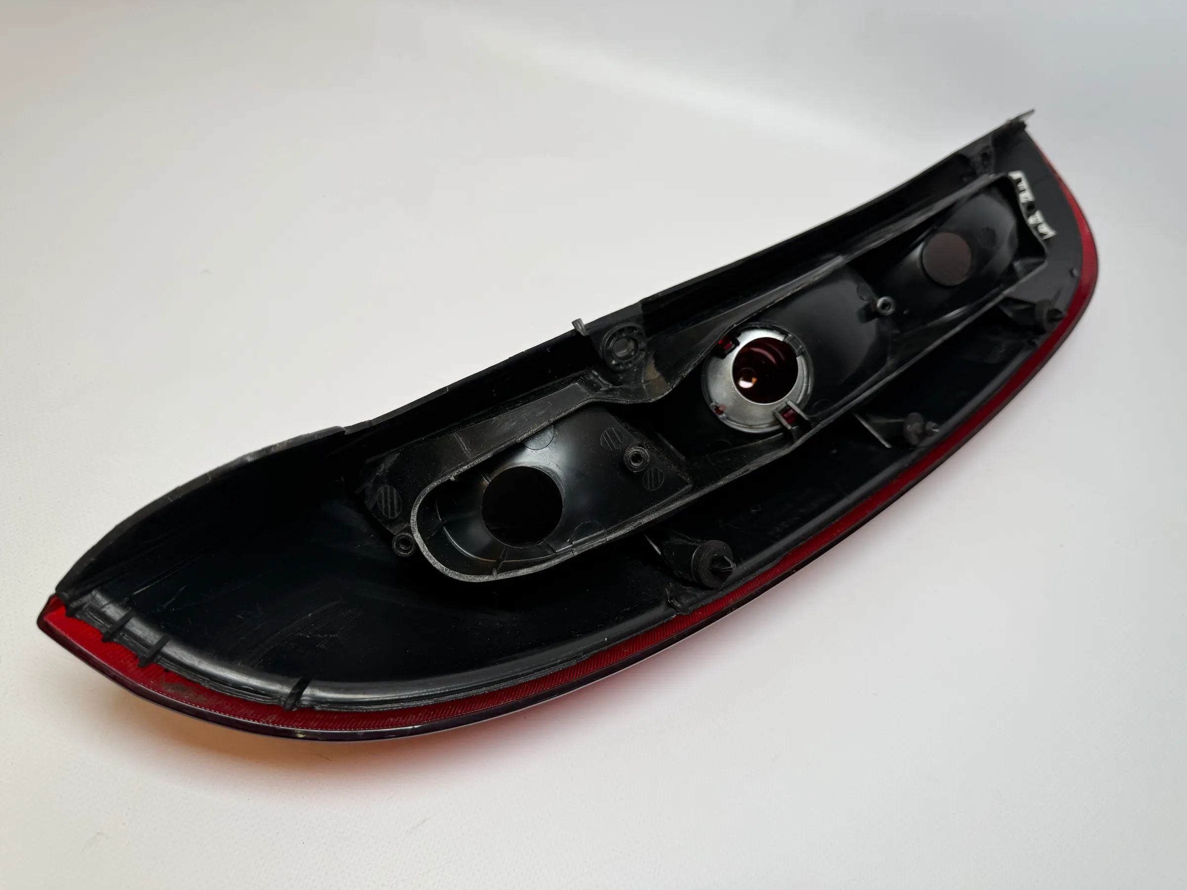 Original Opel Corsa C X01 rear light, right Valeo 09114337 89302181 