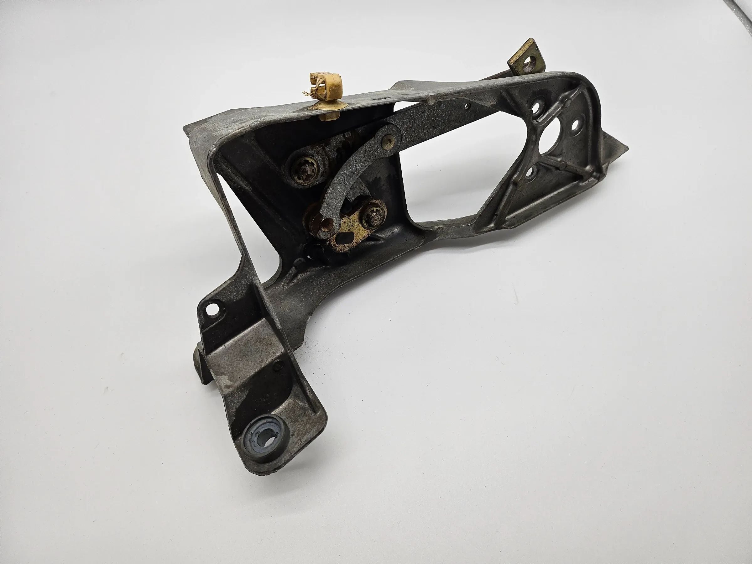 Oryginalne RENAULT Twingo I (C06) przednie ramię wycieraczki 8200071334