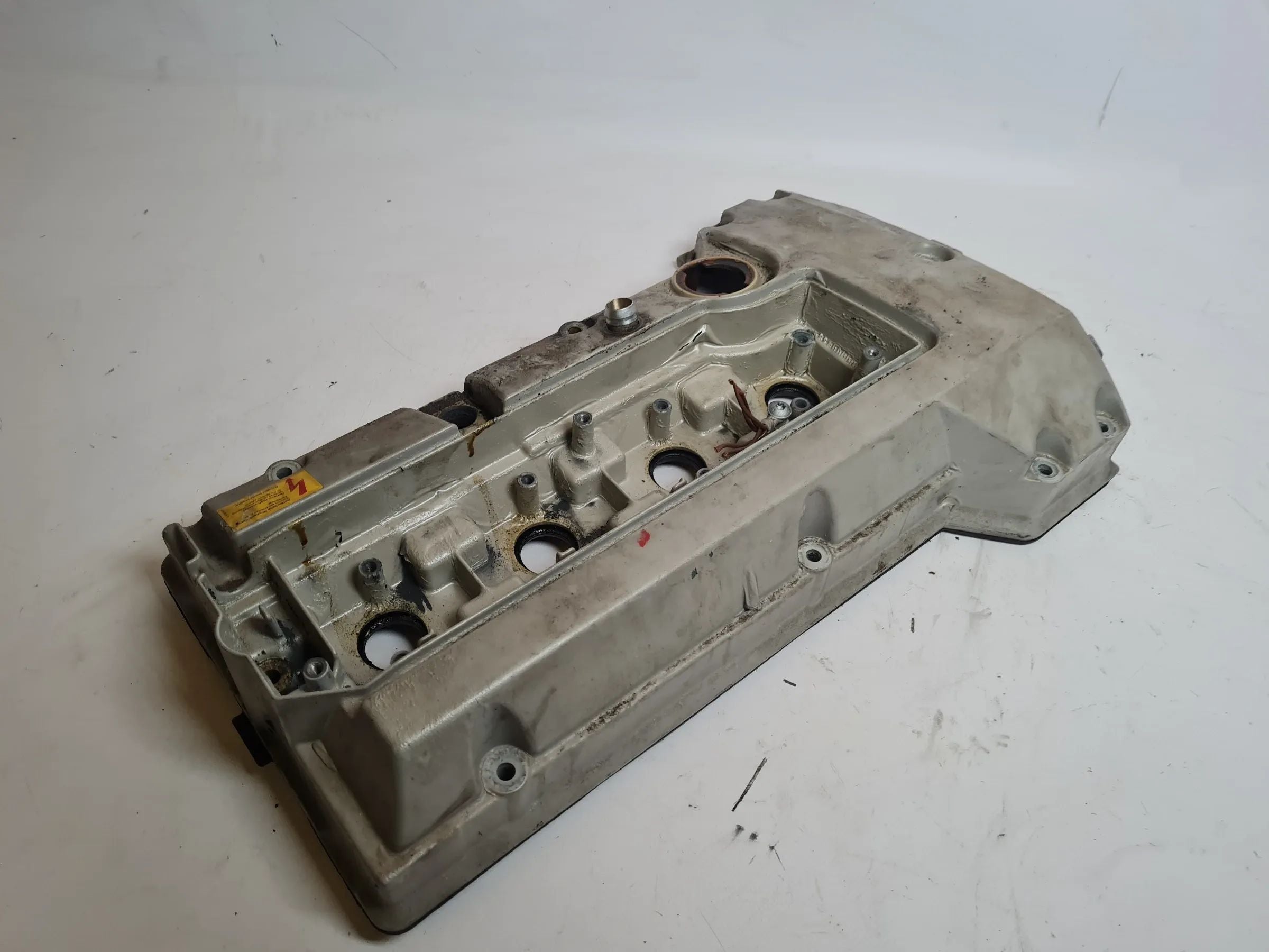 ฝาครอบวาล์วเครื่องยนต์ Mercedes C-Klasse CL203 ของแท้, A1110101730