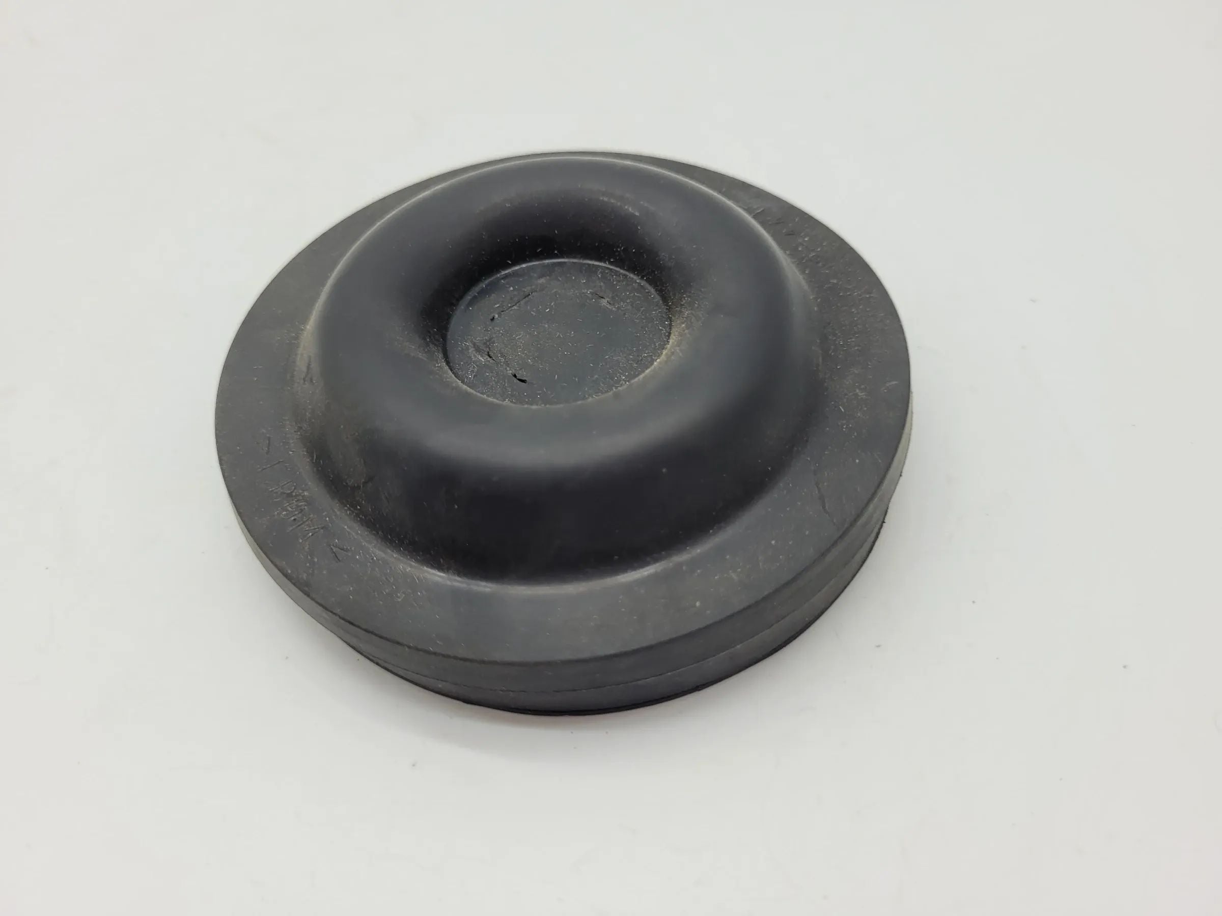 VW FOX 5Z Scheinwerfer Staubkappe Groß L/R 02-441-11A4N4