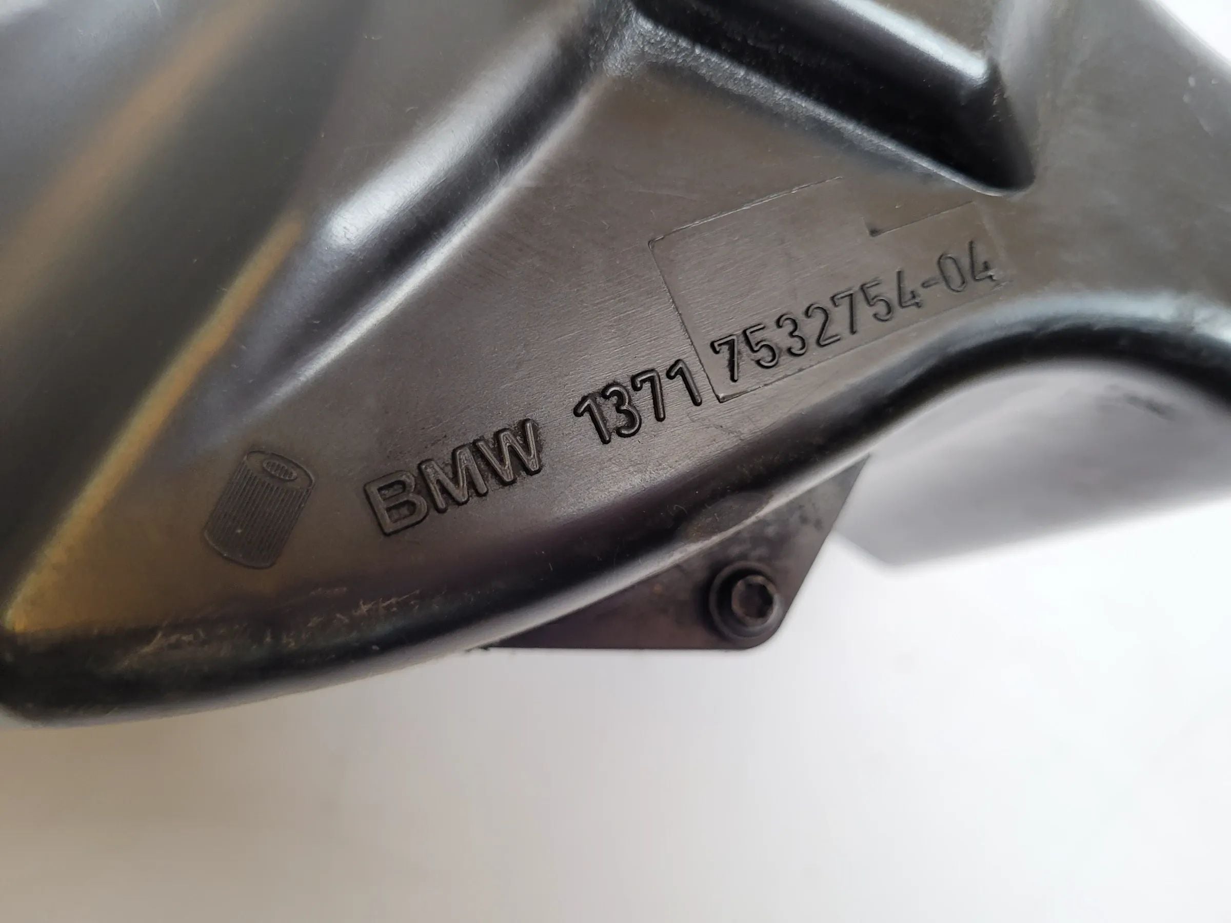 BMW 5er Touring E39 Luftfilterkasten 13.71-7532754-04 Original