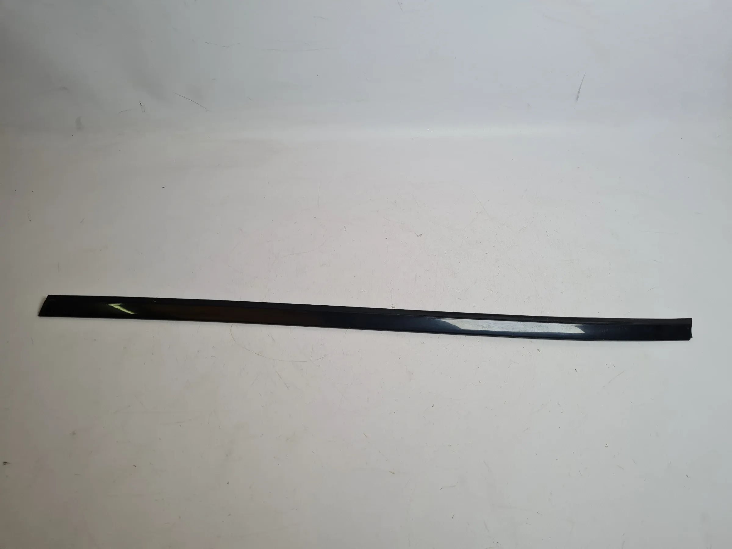 Original Mercedes C-Klasse (CL203) Leiste Wasserabweiser A2036908862