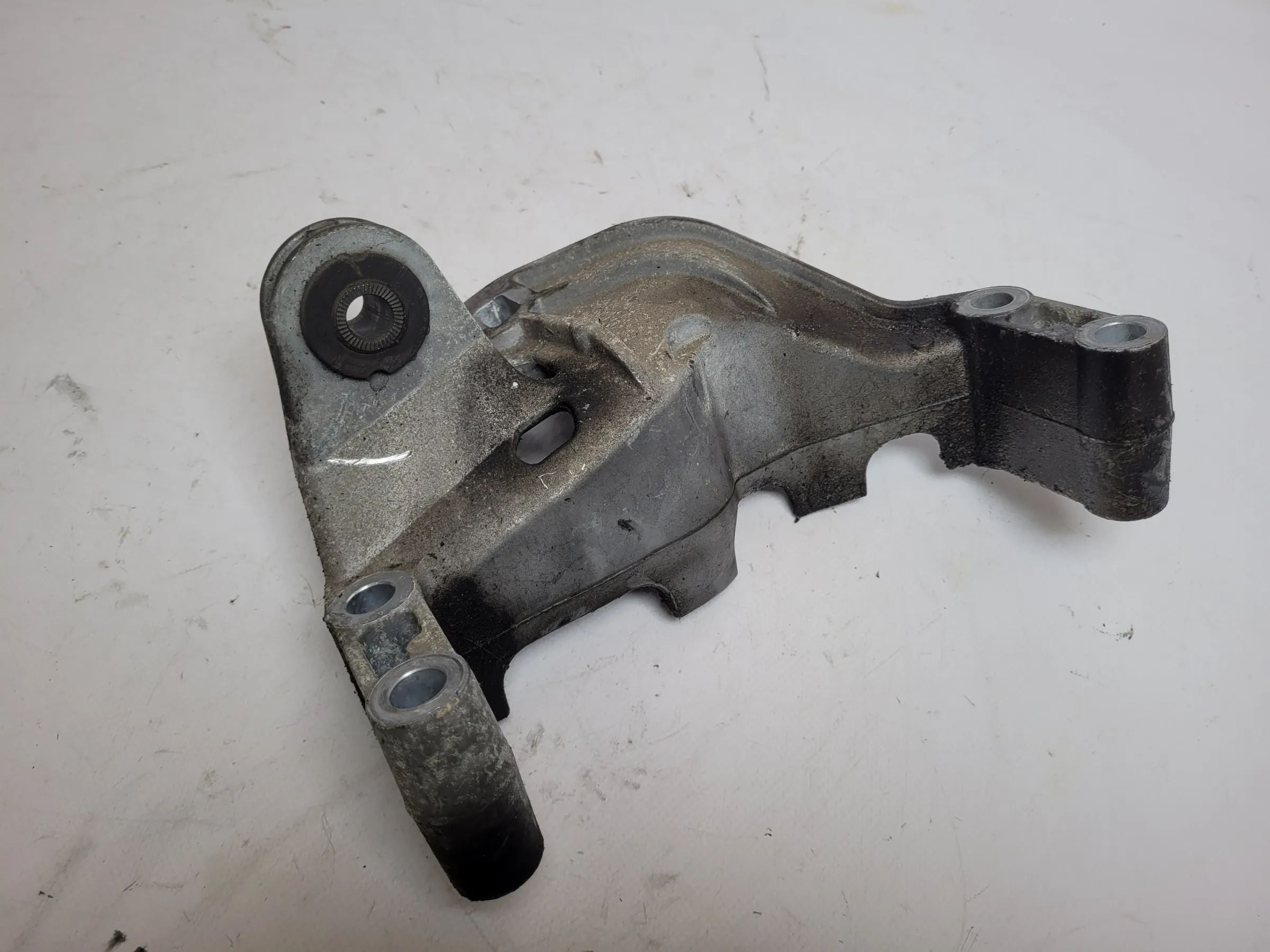 Original Mini One (R50/R53) Motorhalter rechts 1514490