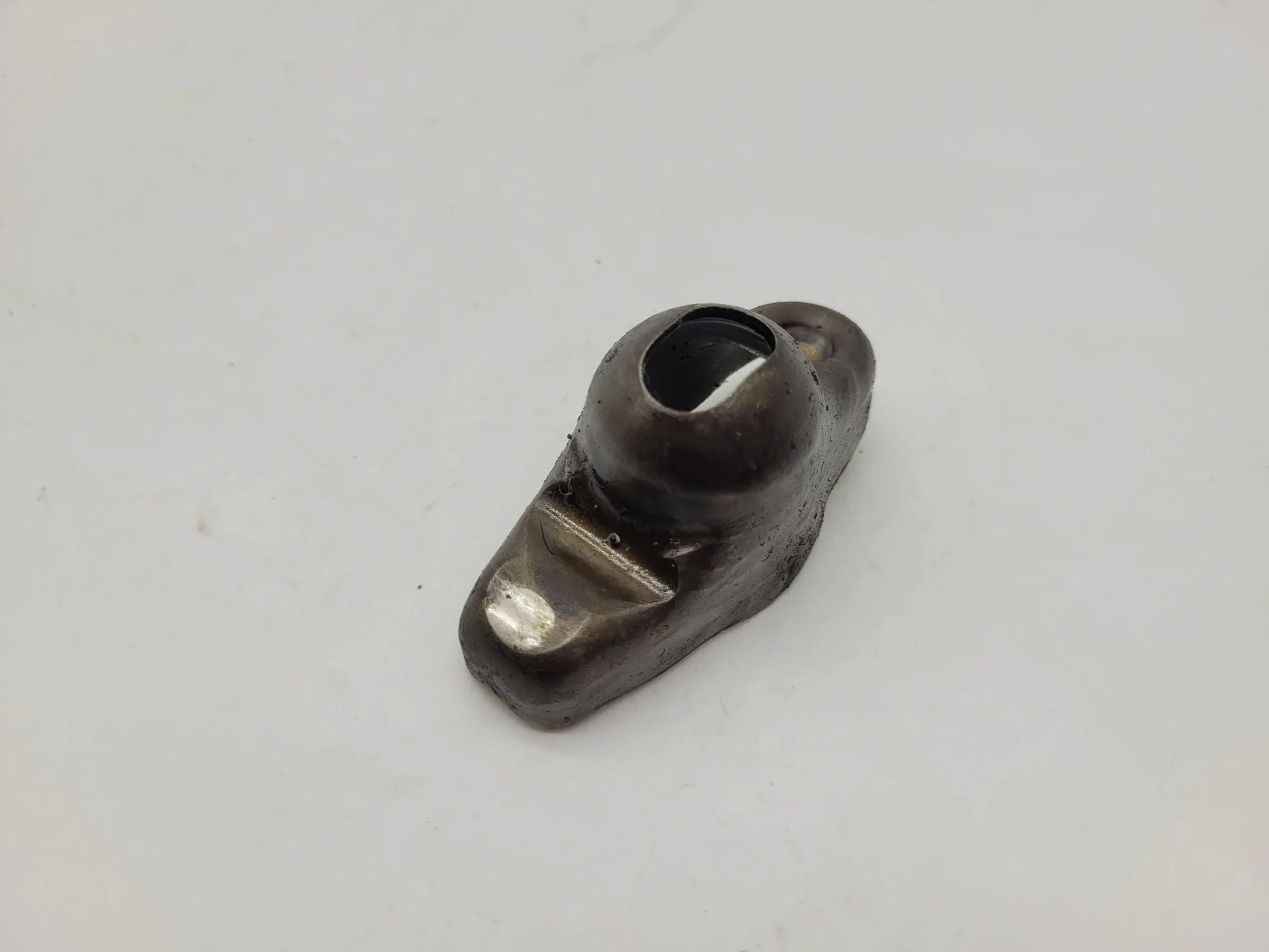 Original Opel Ascona Manta Kadett 1.2 Zylinderkopf Kipphebel Ventil (90088353)