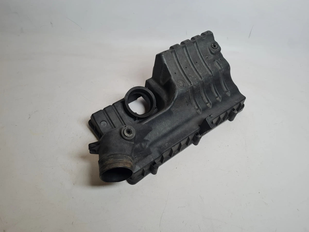 Seat Ibiza III 6L1 Luftfilterkasten Teil Links 036.183.F Original