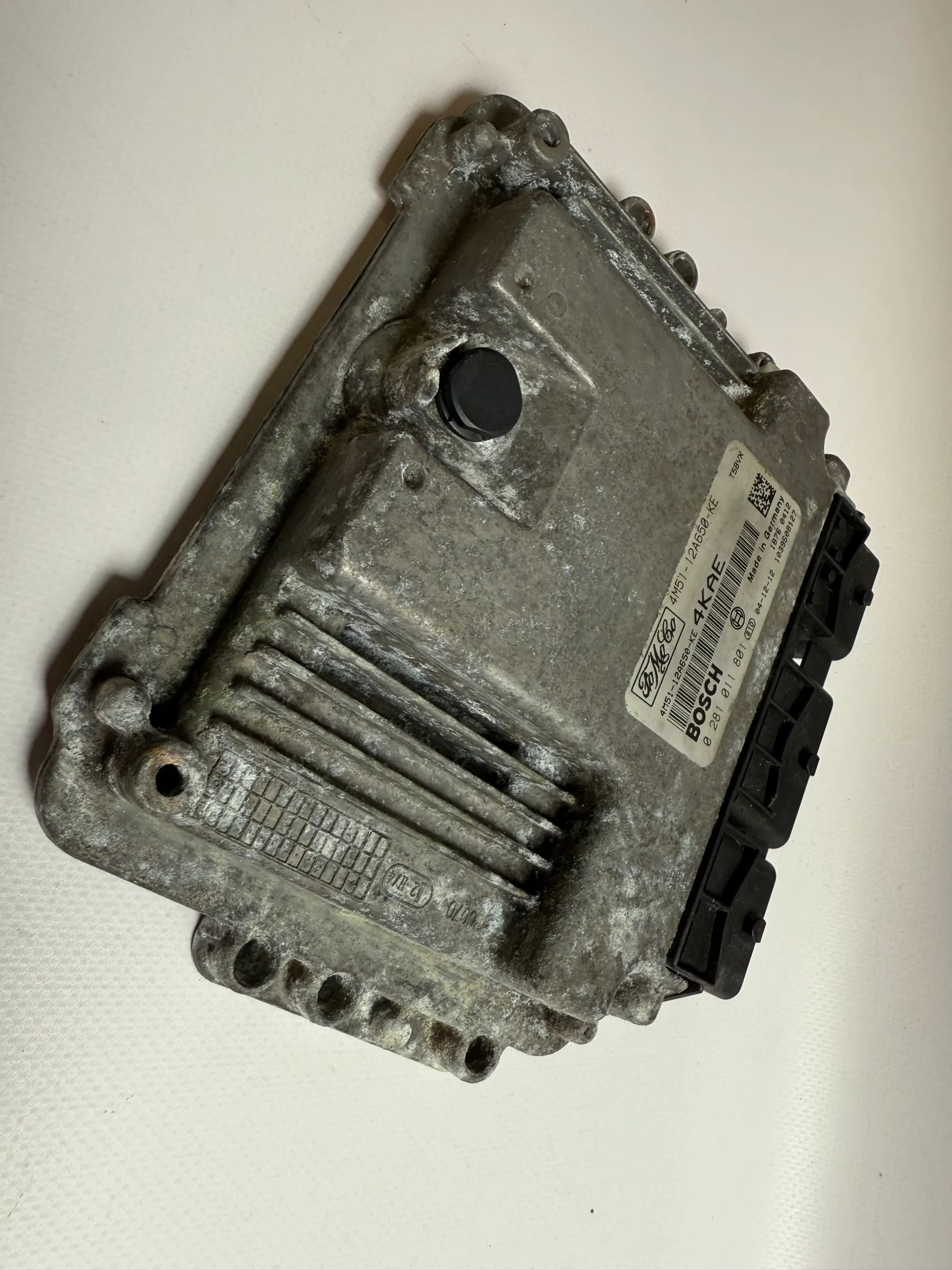 Genuine Ford Focus MK2 1.6 TDCi Engine Control Unit 0281011801 4M51-12A650-KE 