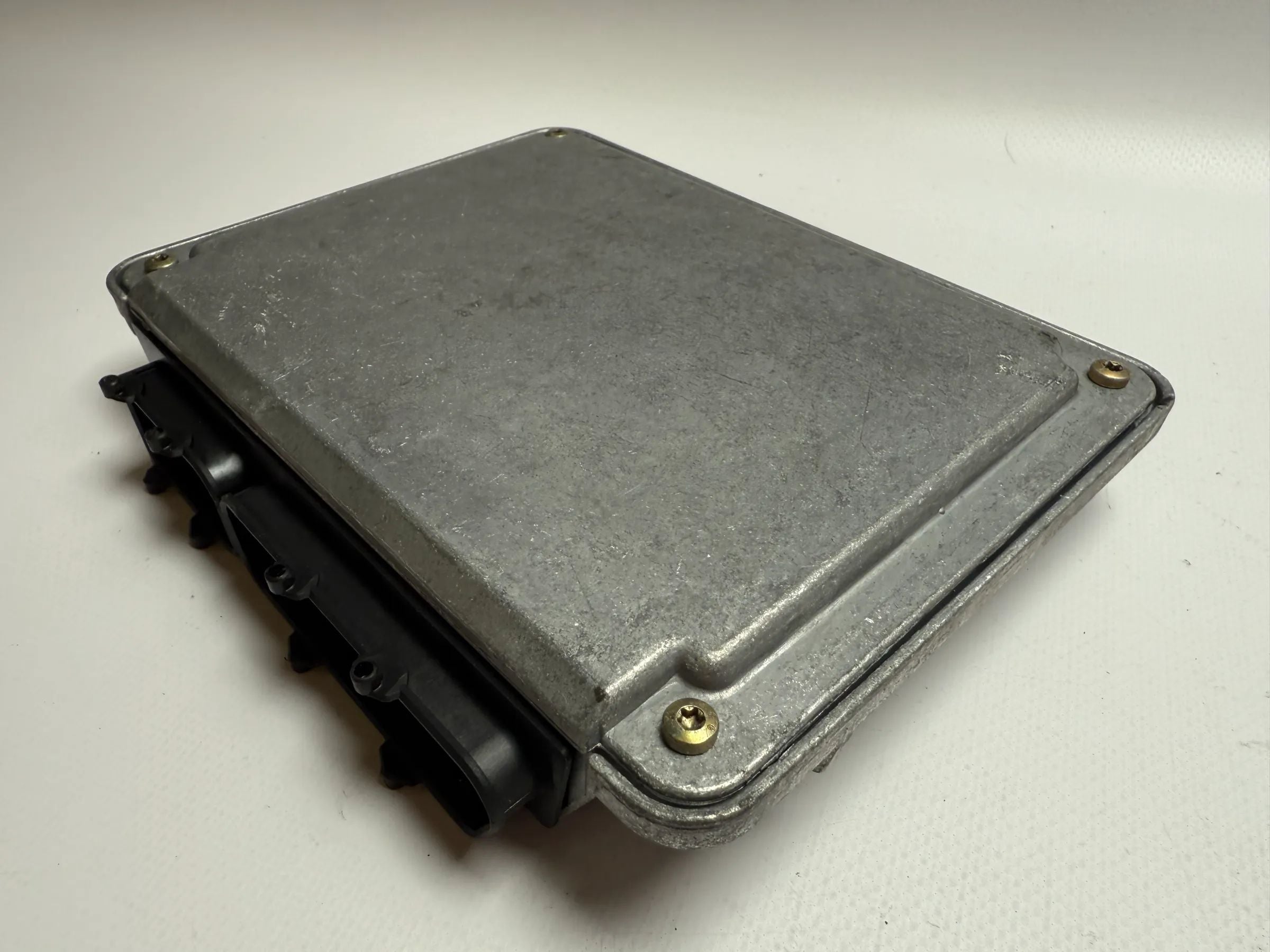 Original AUDI A4 B5 1.9 TDI Engine Control Unit ECU 038906018S / 0281001721 