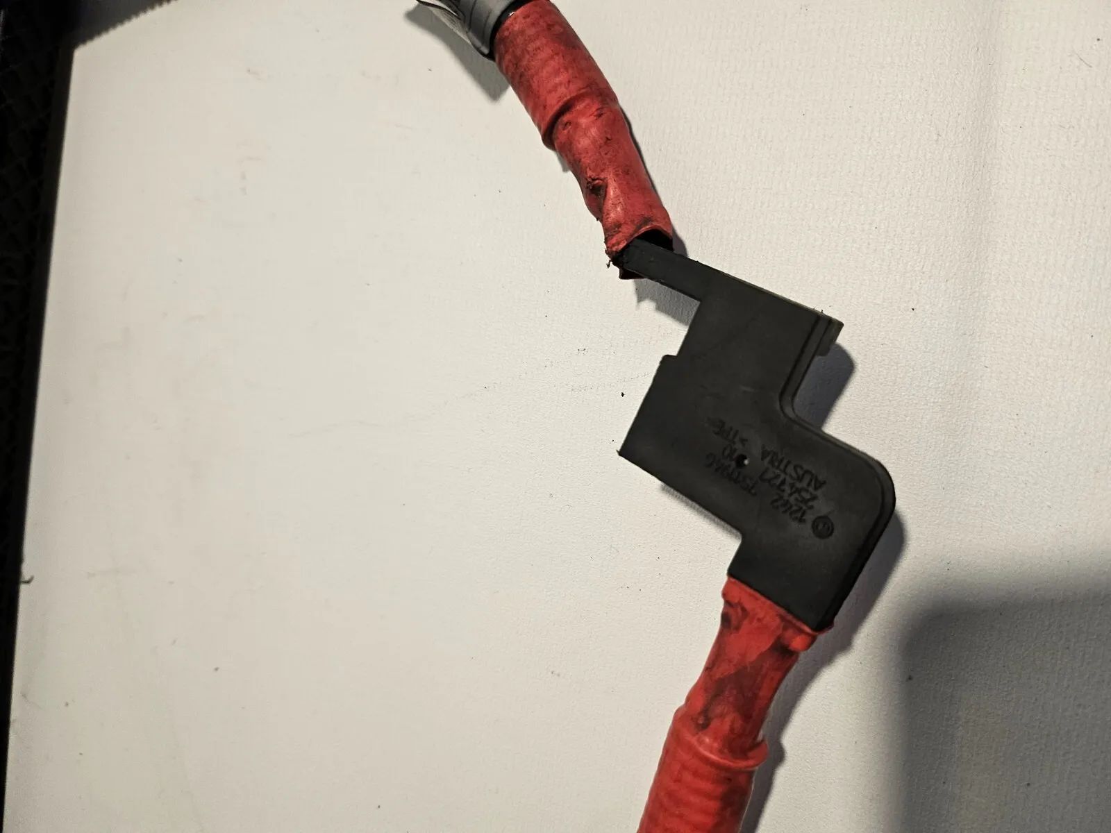 oryginalny przewód plusowy do akumulatora BMW 1ER E87 E90 E91 N46 7530721