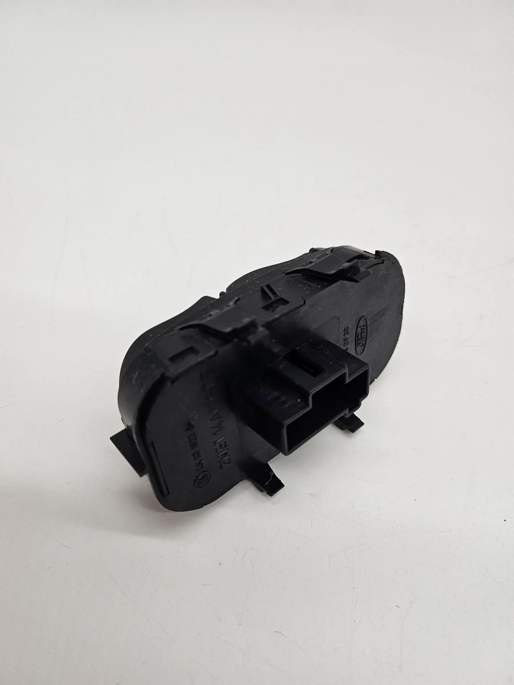 อะไหล่แท้ Ford Focus 1 สวิตช์กระจกไฟฟ้า 2M5T14A132DB 03162254