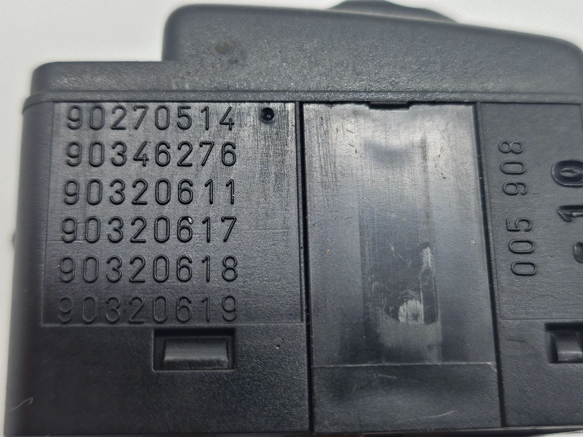 Opel Astra switch Corsa A Calibra Vectra headlight range adjustment LWR 9027051