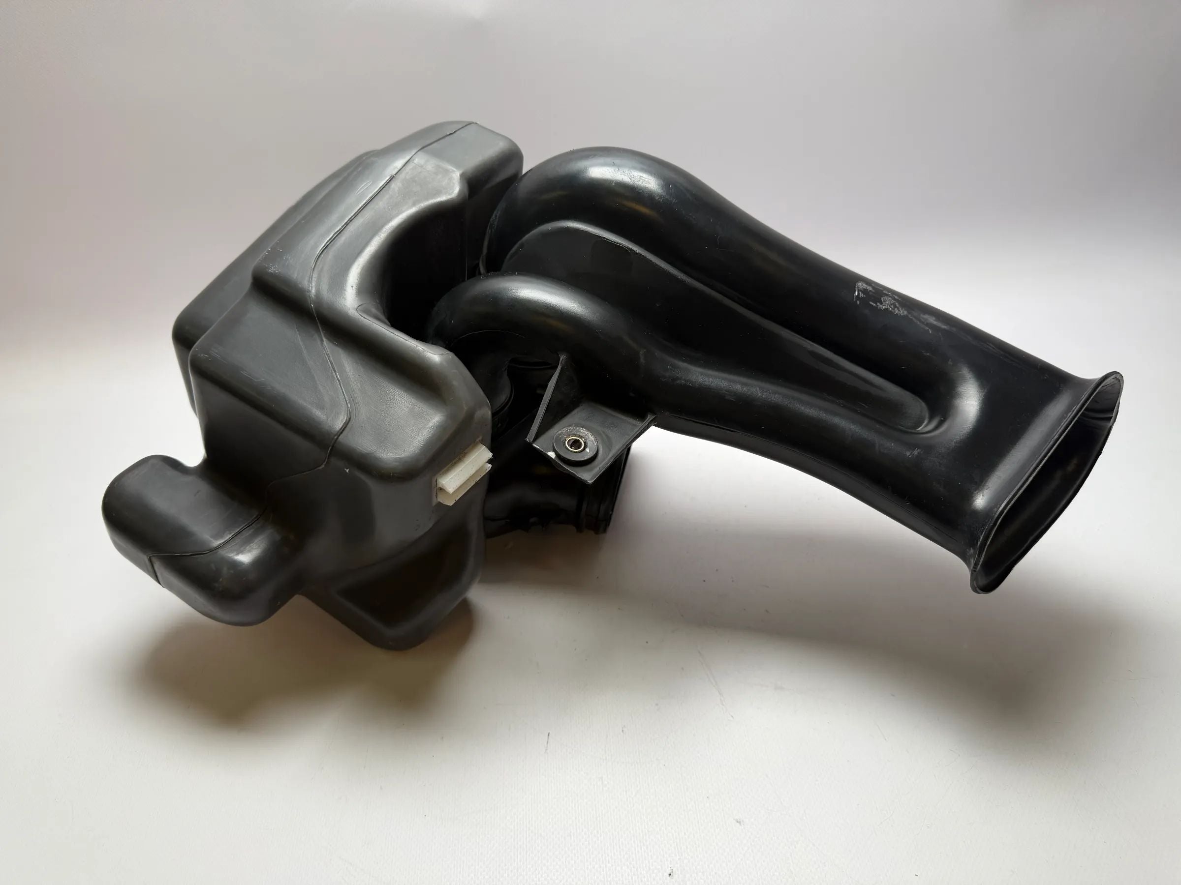 Resonador Original de Cámara de Admisión de Aire Honda Prelude 17230-P5k-000