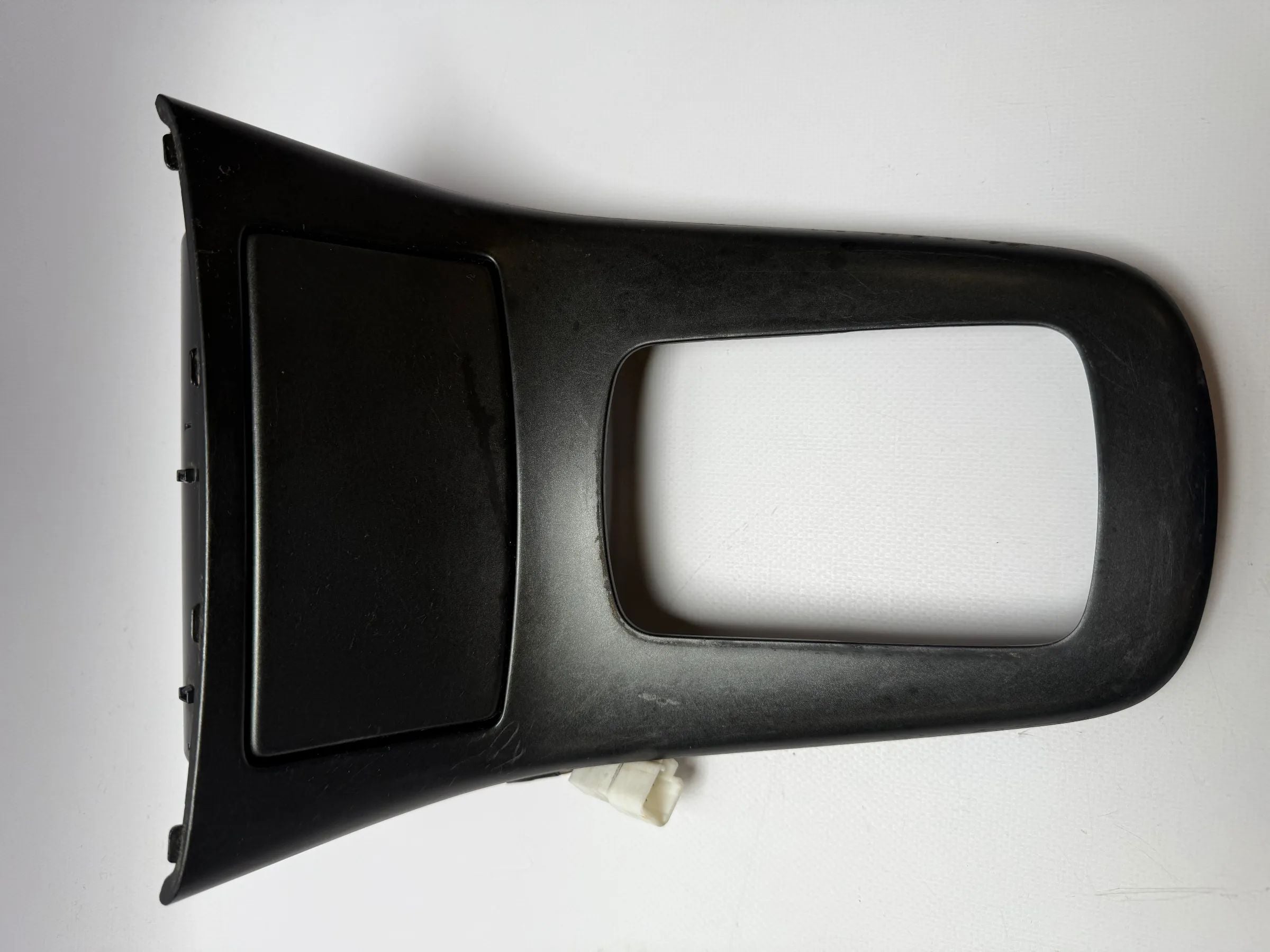 Toyota Avensis  2006 Mittelkonsole Aschenbecher Bourbon 8528