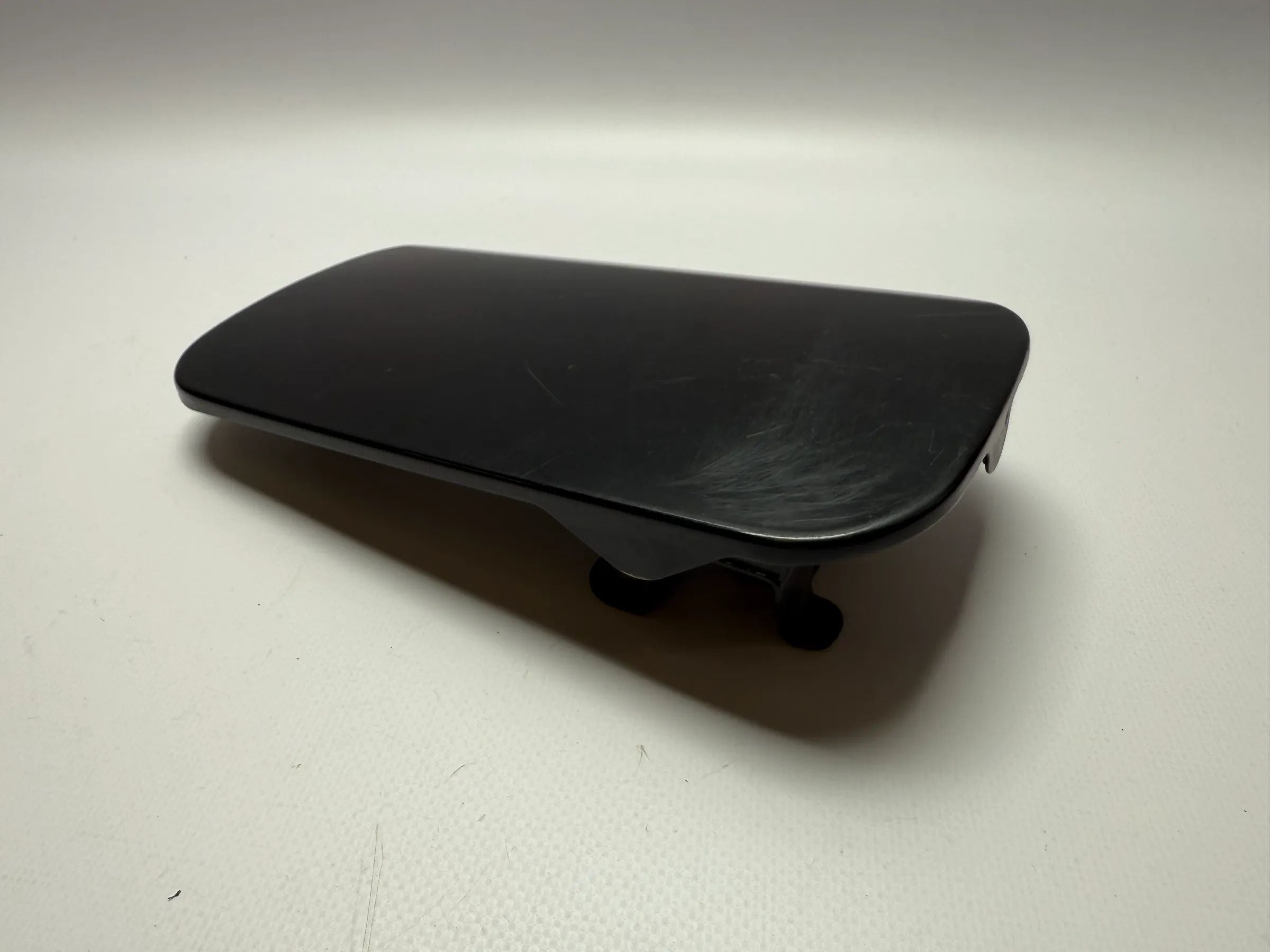 Originele BMW 528i Touring 1997-2000 Brandstofklep Zwart 1970450