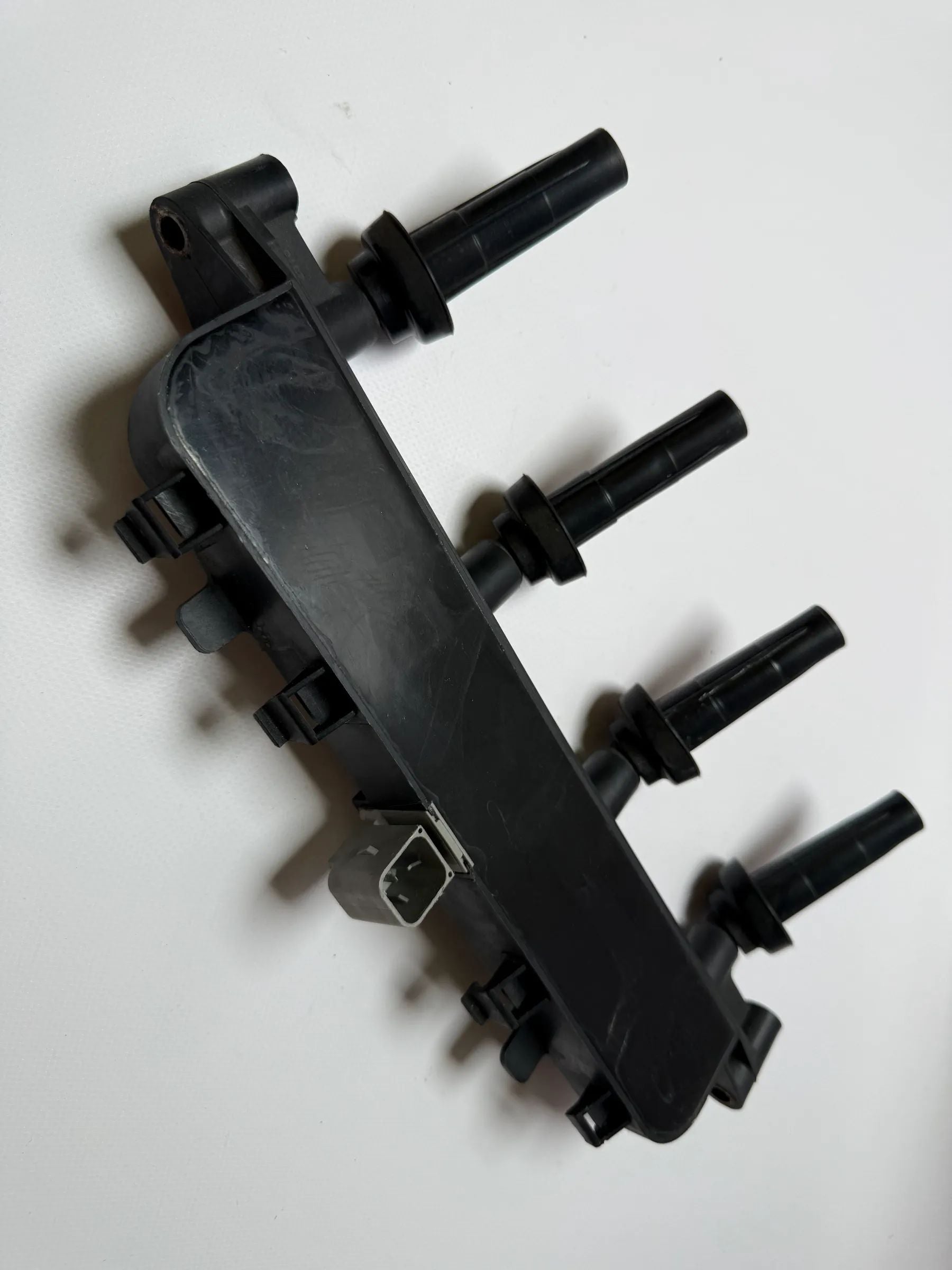 Bobina de Ignição Original Citroen Peugeot Xsara Partner C31 Berlingo 206 0040102047 - Auto-veritas