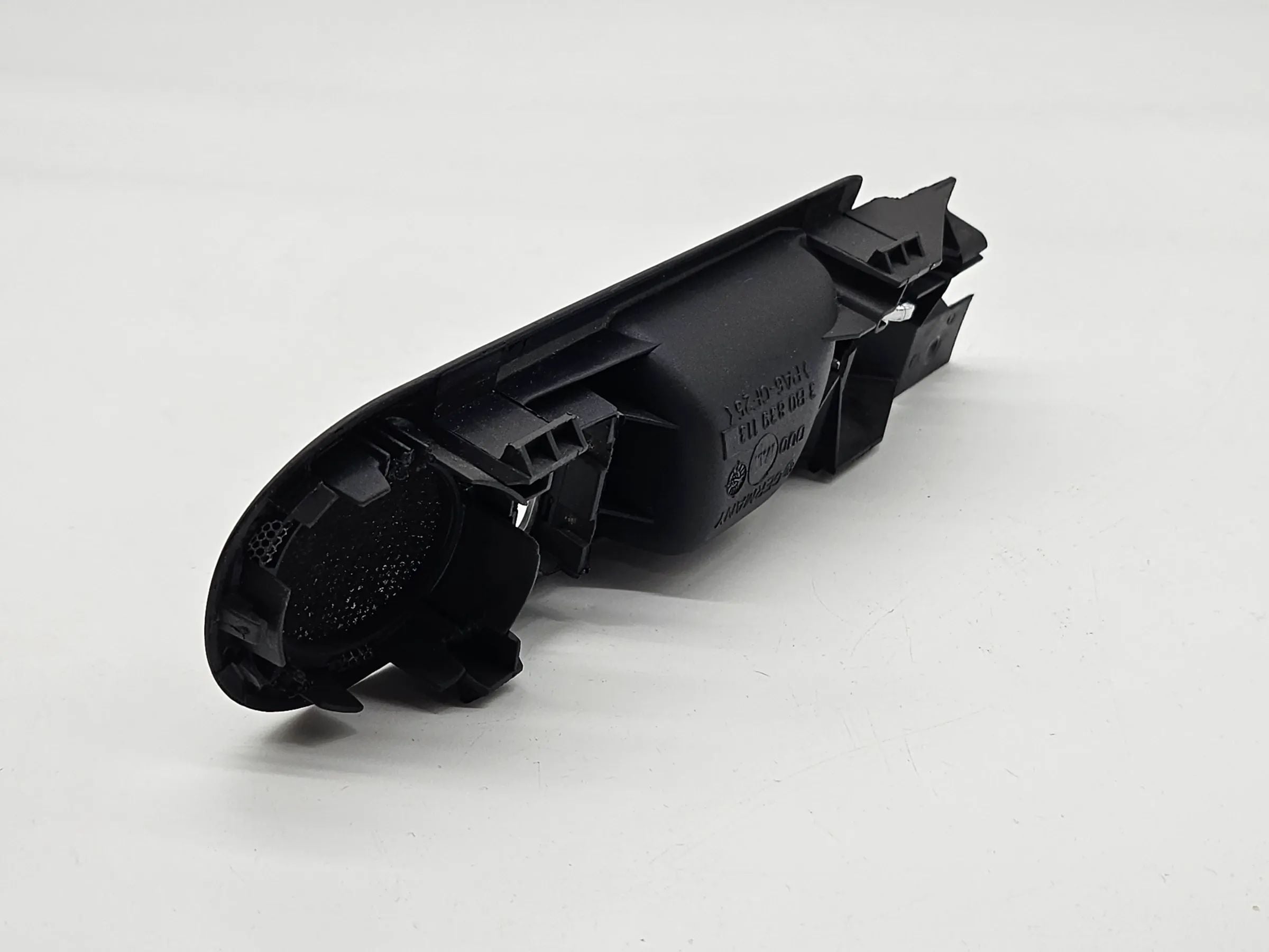 Оригинальная внутренняя ручка двери задняя левая Volkswagen Passat 3B0839113