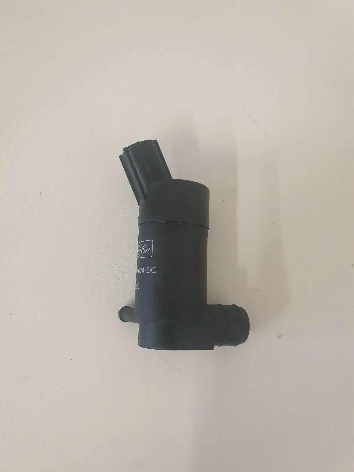 original washer fluid pump V50 1S7117K624DC Volvo S40 S60 