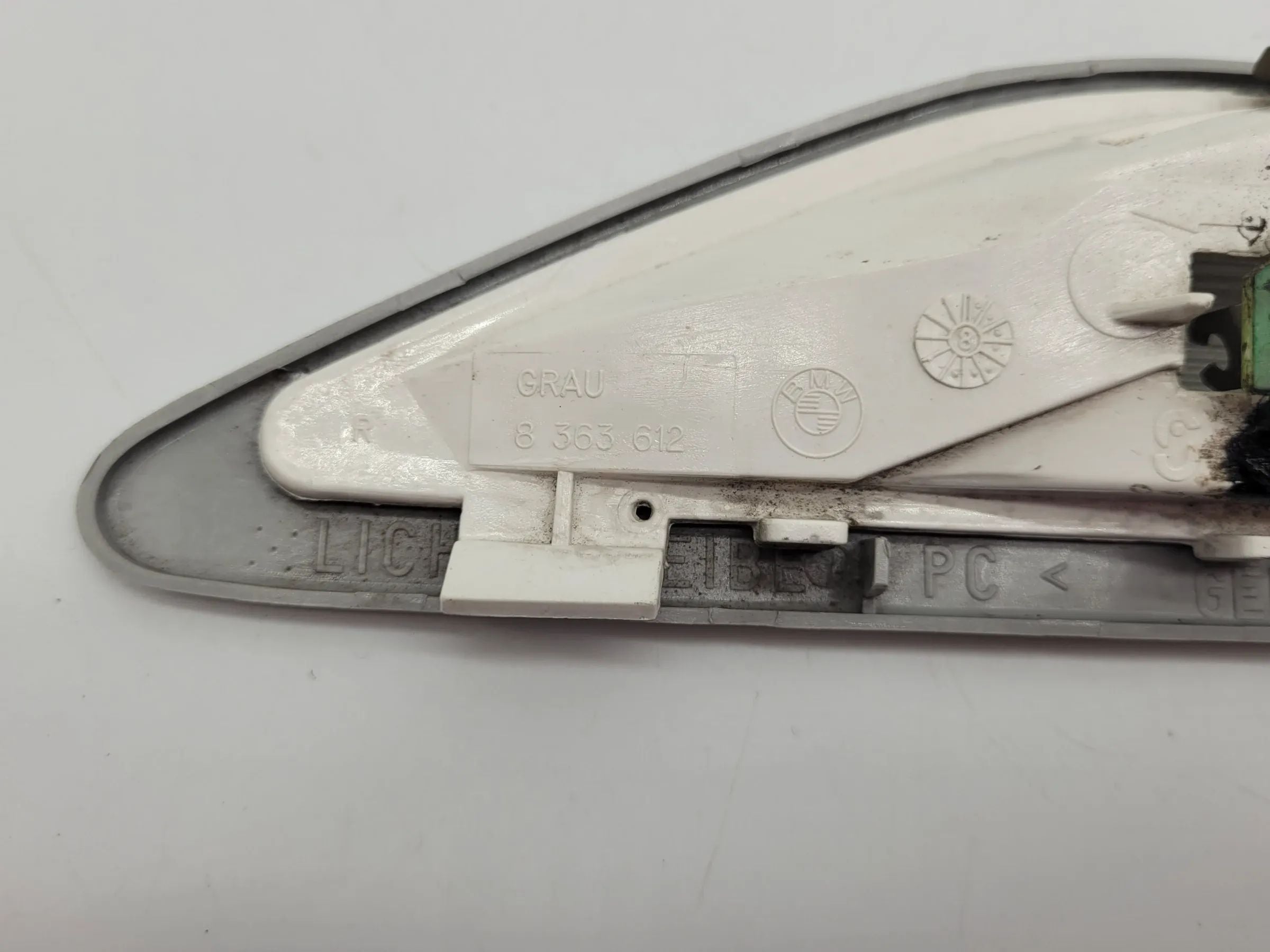 Original BMW 5er (E39) Innenlicht / Leuchte Rechts 8363612