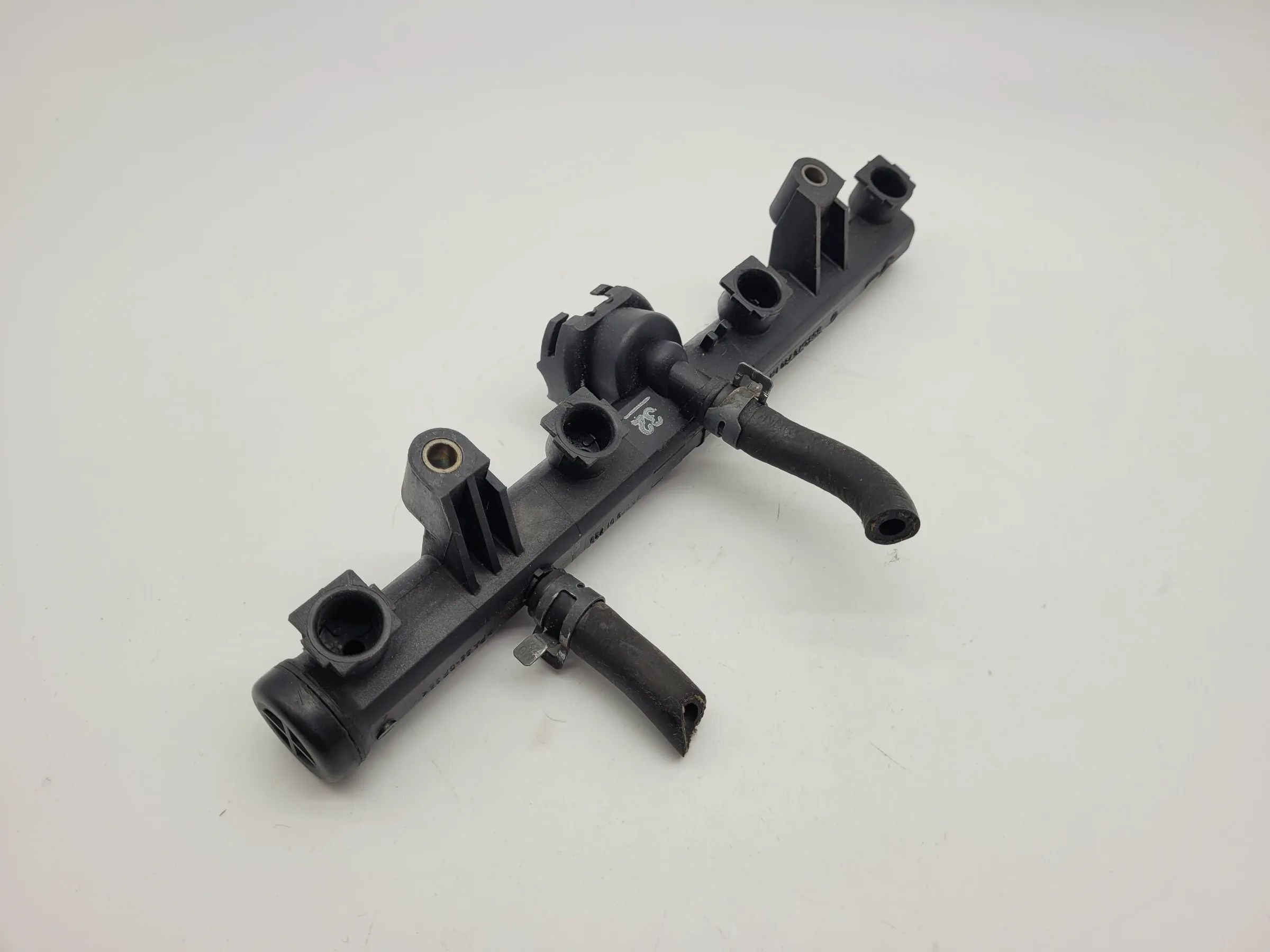 Original VW/Seat Polo/Lupo/Caddy/Arosa/Inca Kraftstoffverteiler 030133319AA