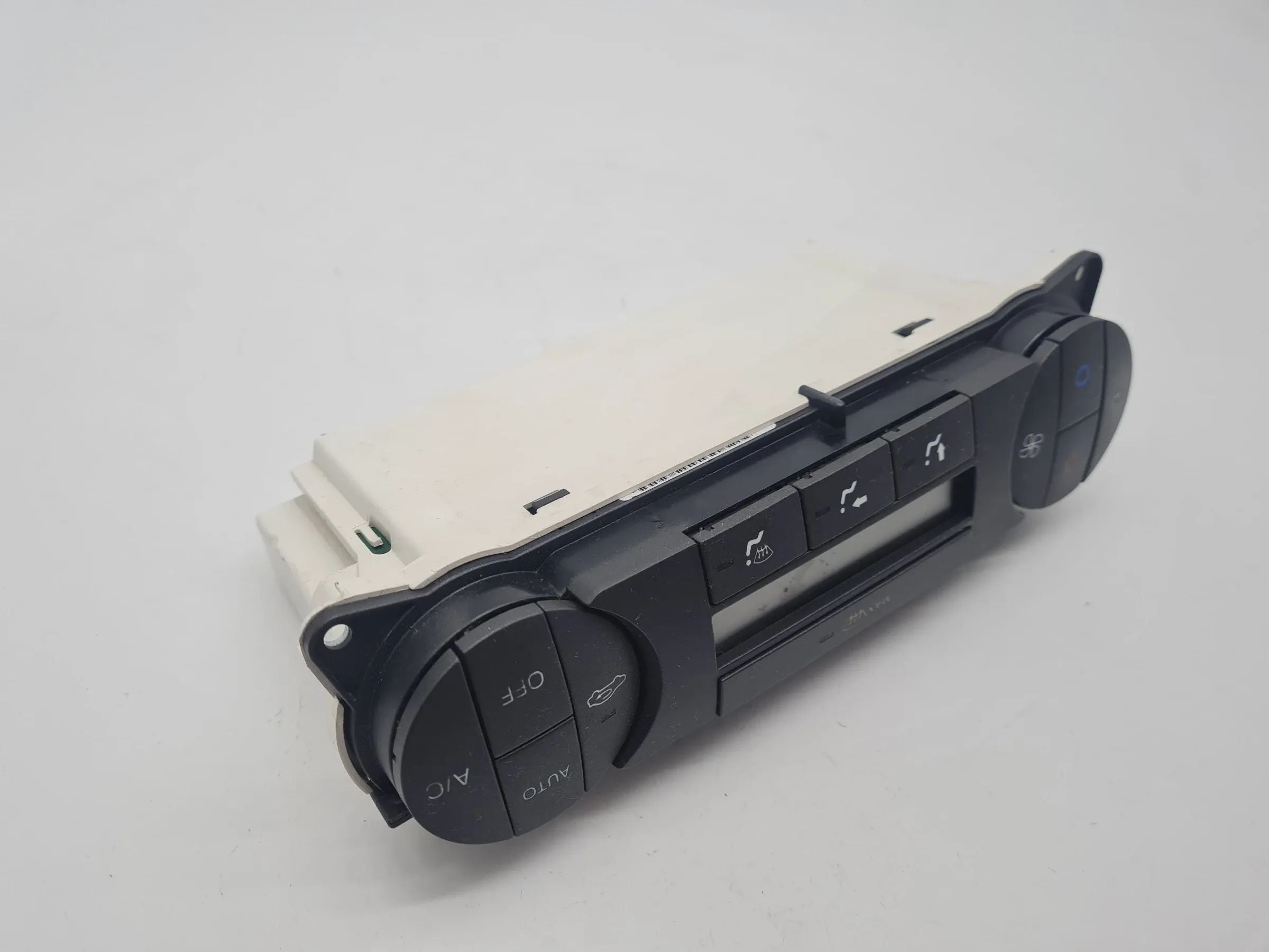 Original Ford Mondeo 3 III BWY/B4Y/B5Y Klimabedienteil 3S7T-18C612-AH