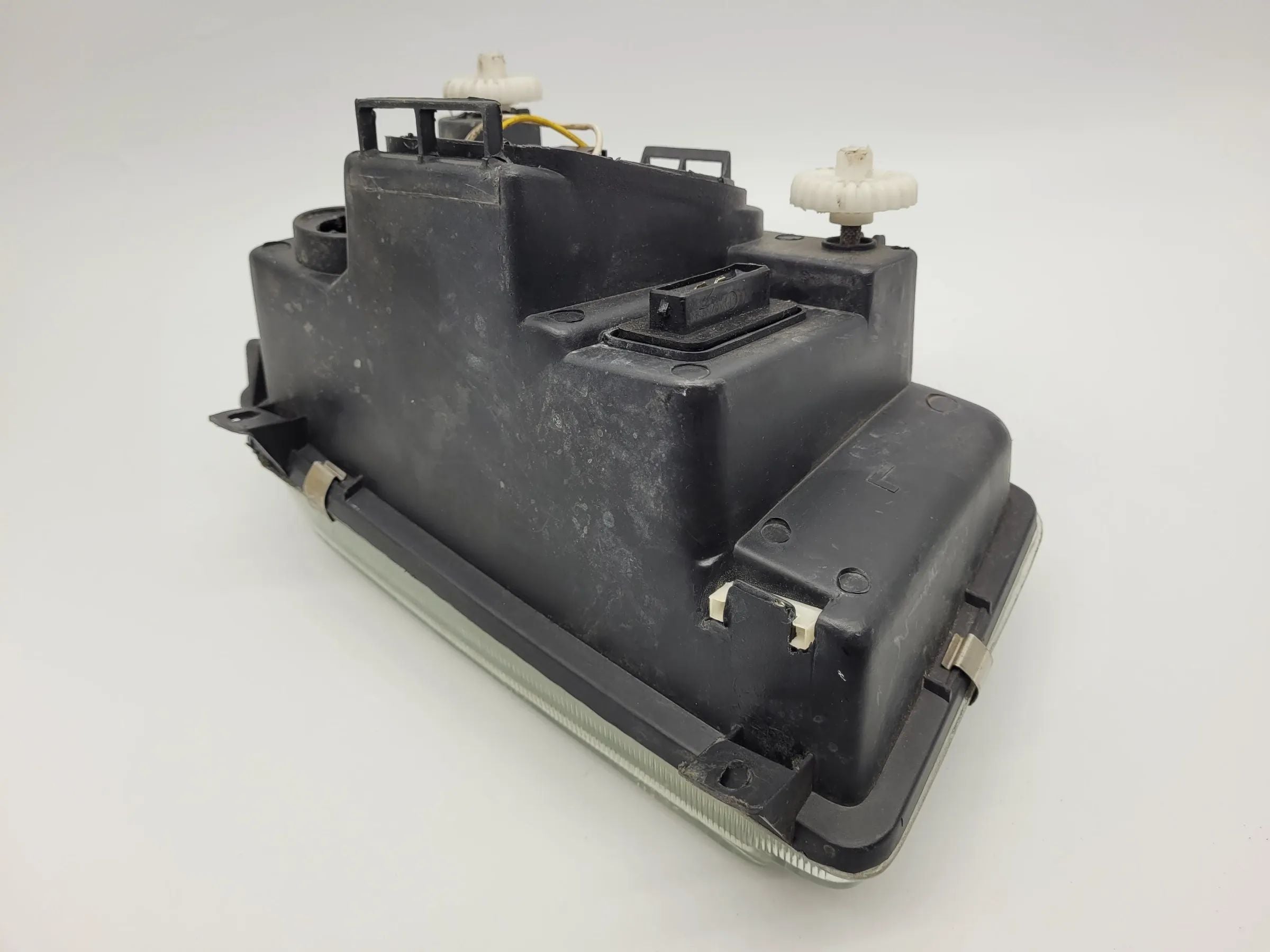 Original Seat Ibiza II 2 / Cordoba (6K1) Scheinwerfer Links 0210452