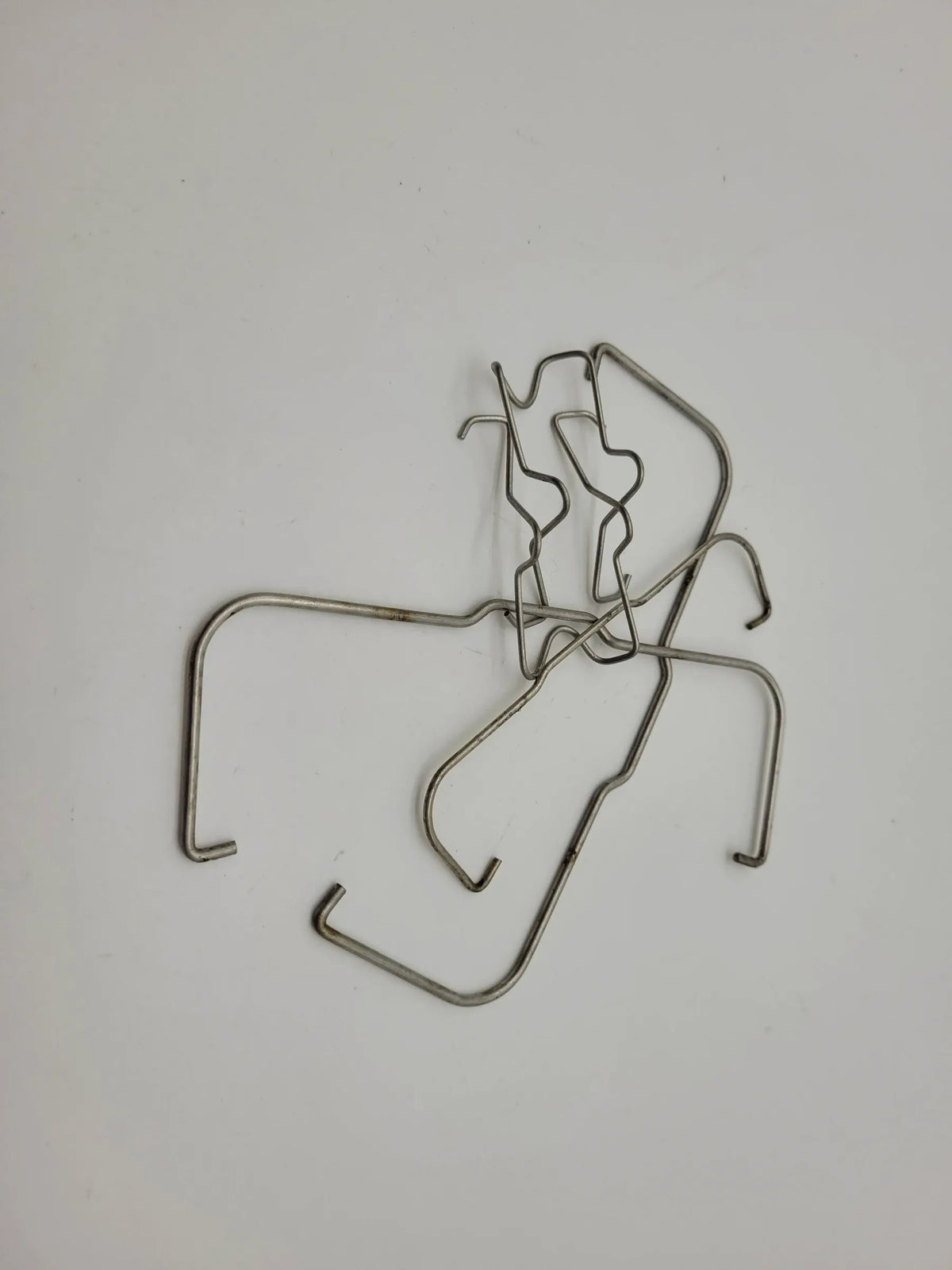 Original Ford Fiesta IV (JA/JB) Klammersatz Scheinwerfer Klemmen L/R