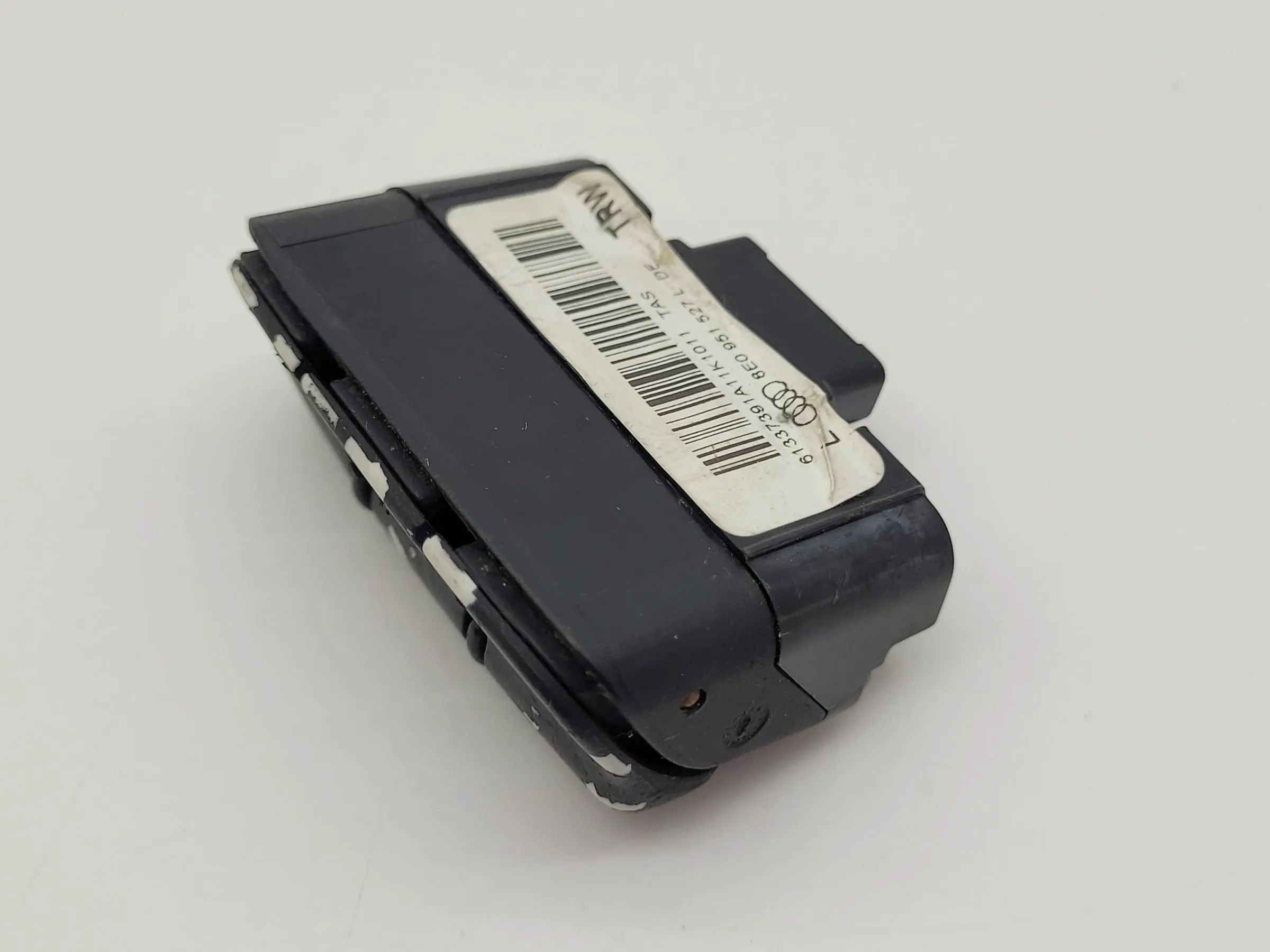 Audi A6 (4B) Multifunktionstaste Schalter Lenkrad 8E0951527L