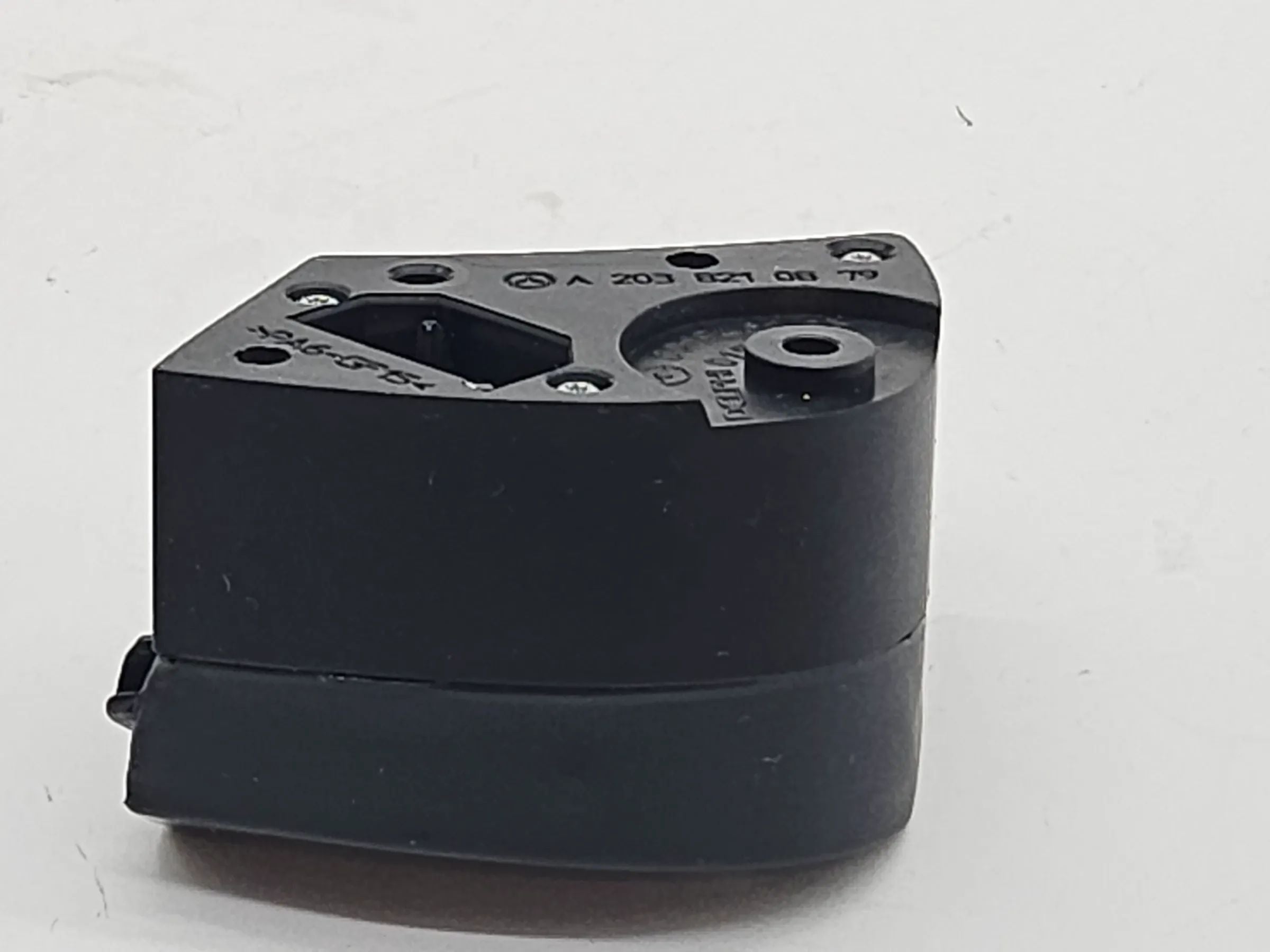 Original Mercedes Benz S203 W203 Lenkradtaste Telefon Lautstärke A2038210979