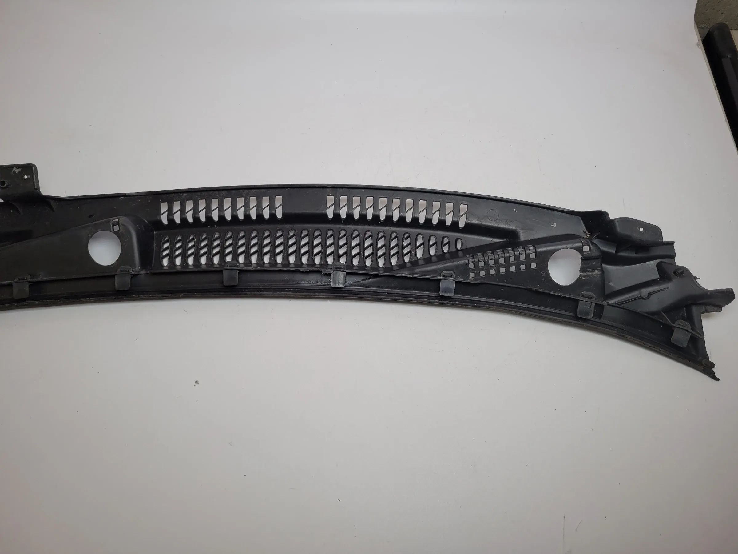 Original Fiat Punto (188) Zierleiste Frontscheibe 735274984