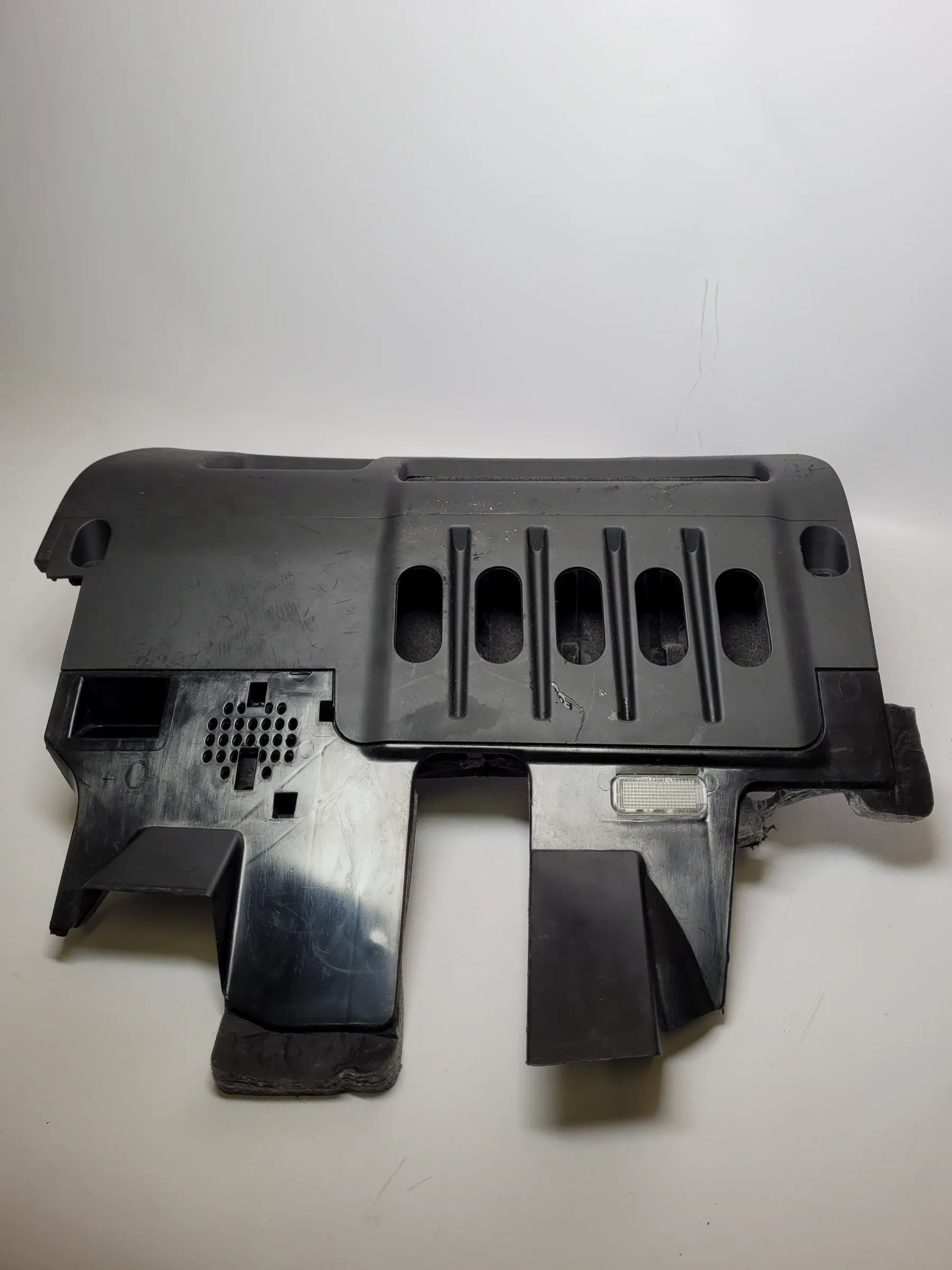 Original Audi A4 Avant (8E) Abdeckung Fußraum Lenkrad 1183022001