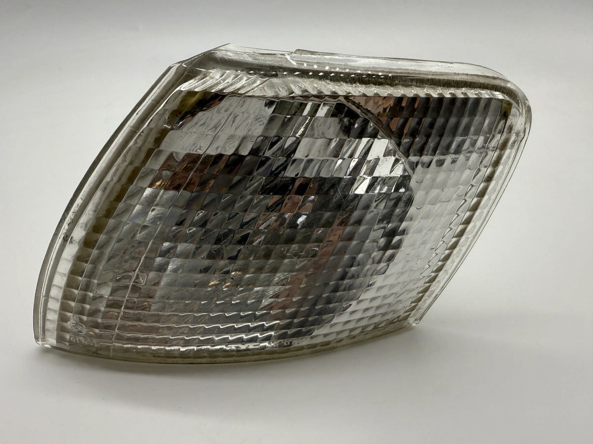 Original VW Passat B5 (3B2/3B5) Turn Signal Left 18-5104B