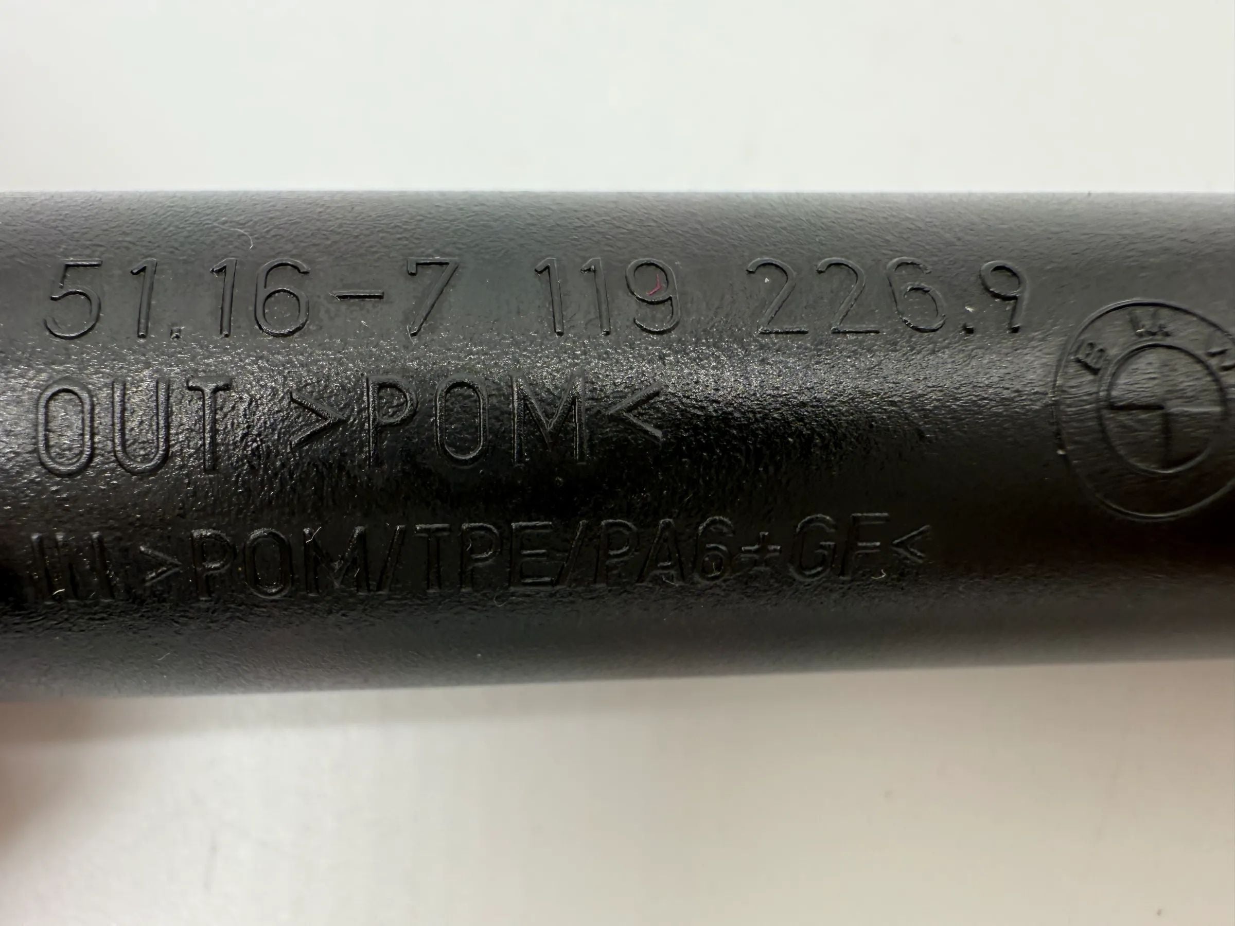 Original BMW E60/E61/E81/E84/E82/E87/E88  Dämpfer Handschuhkasten 51167119226
