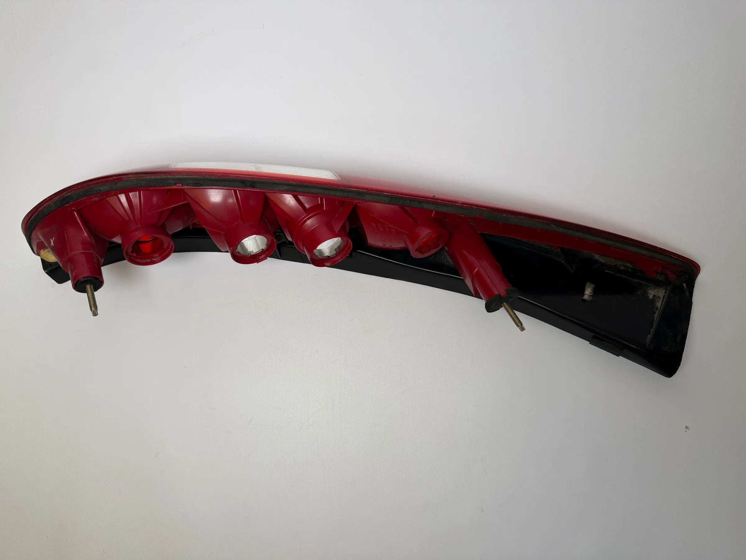 Oryginalne światło tylne prawe Ford Mondeo III (B5Y/BWY) 1S71-13404-C RH