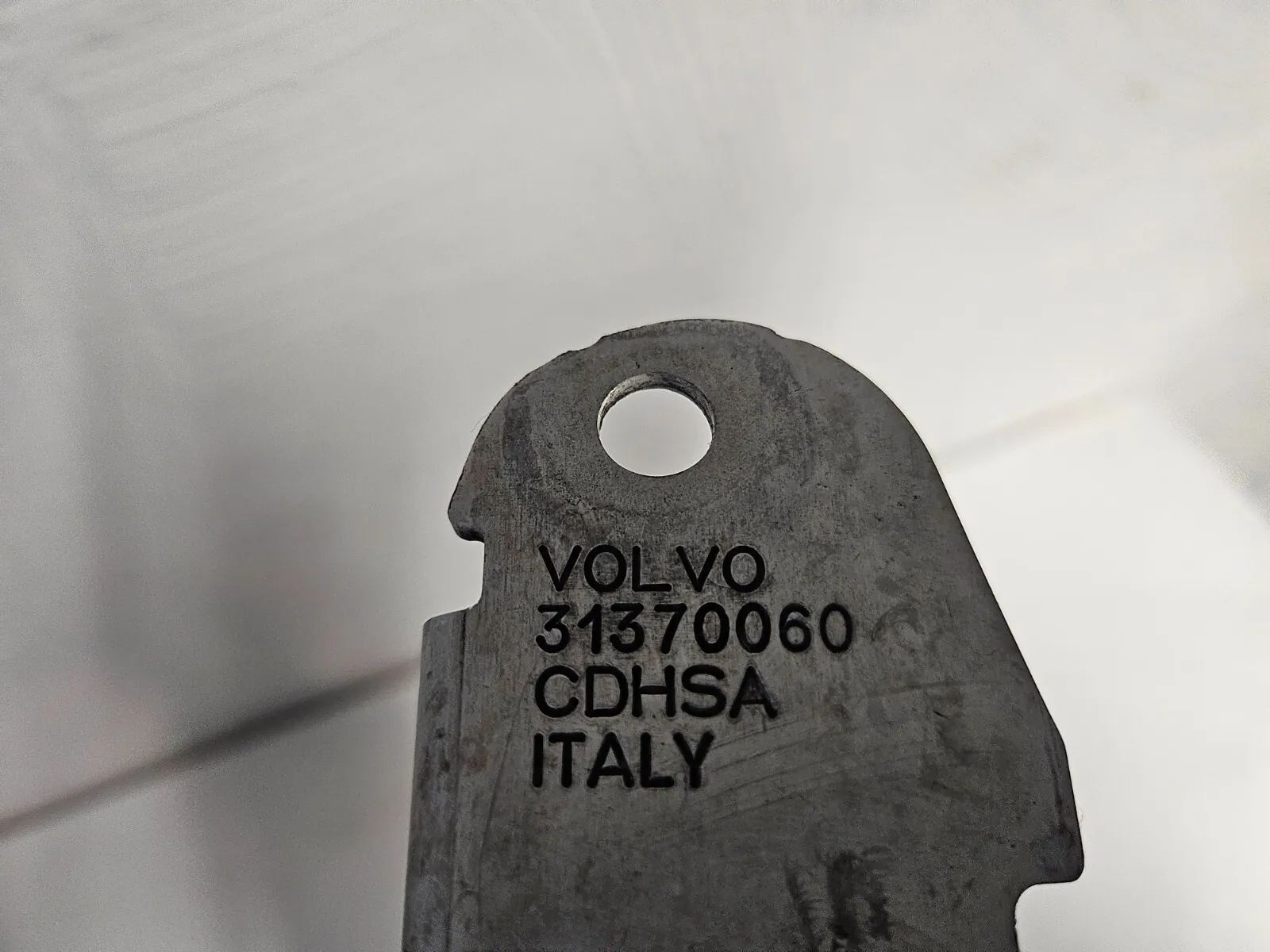 originele Ladeluchtbuis (31370060) voor Volvo V40 II vanaf 2015 - B4204TXY / D4204TXY